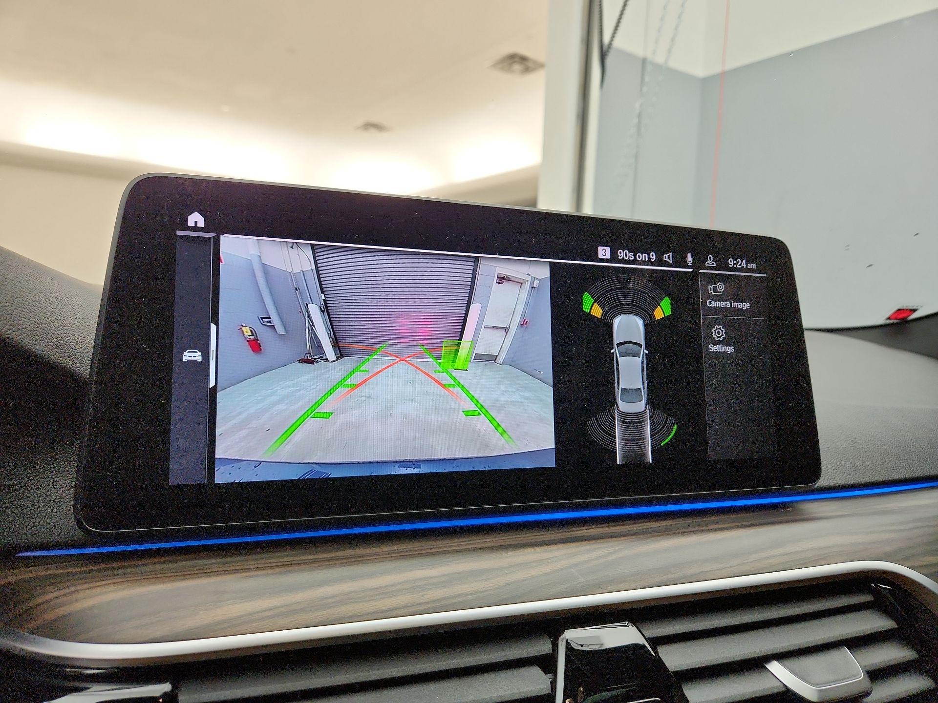 Thumbnail: 2023 BMW 5 Series - 15