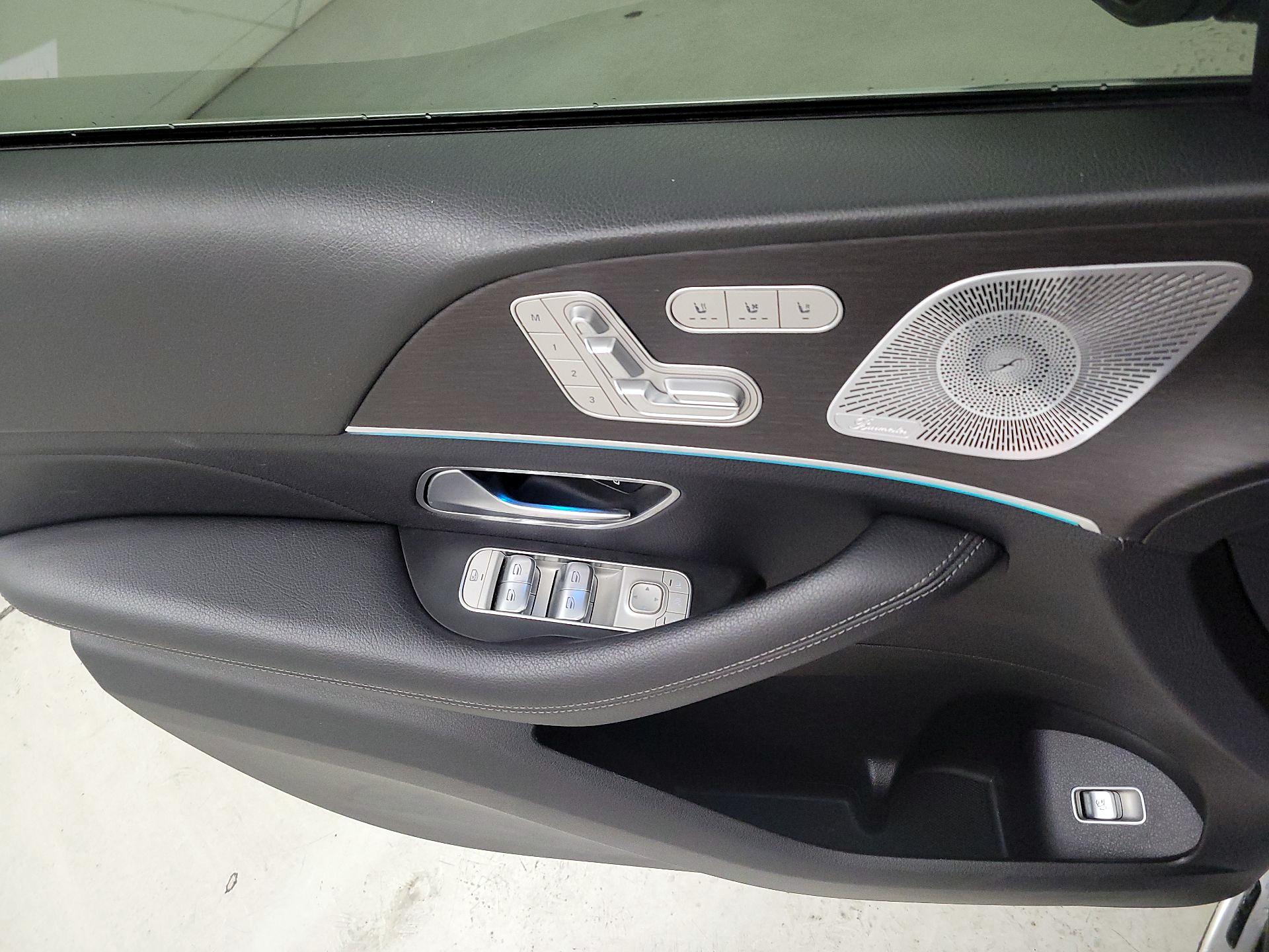 Thumbnail: 2020 Mercedes-Benz GLS - 12