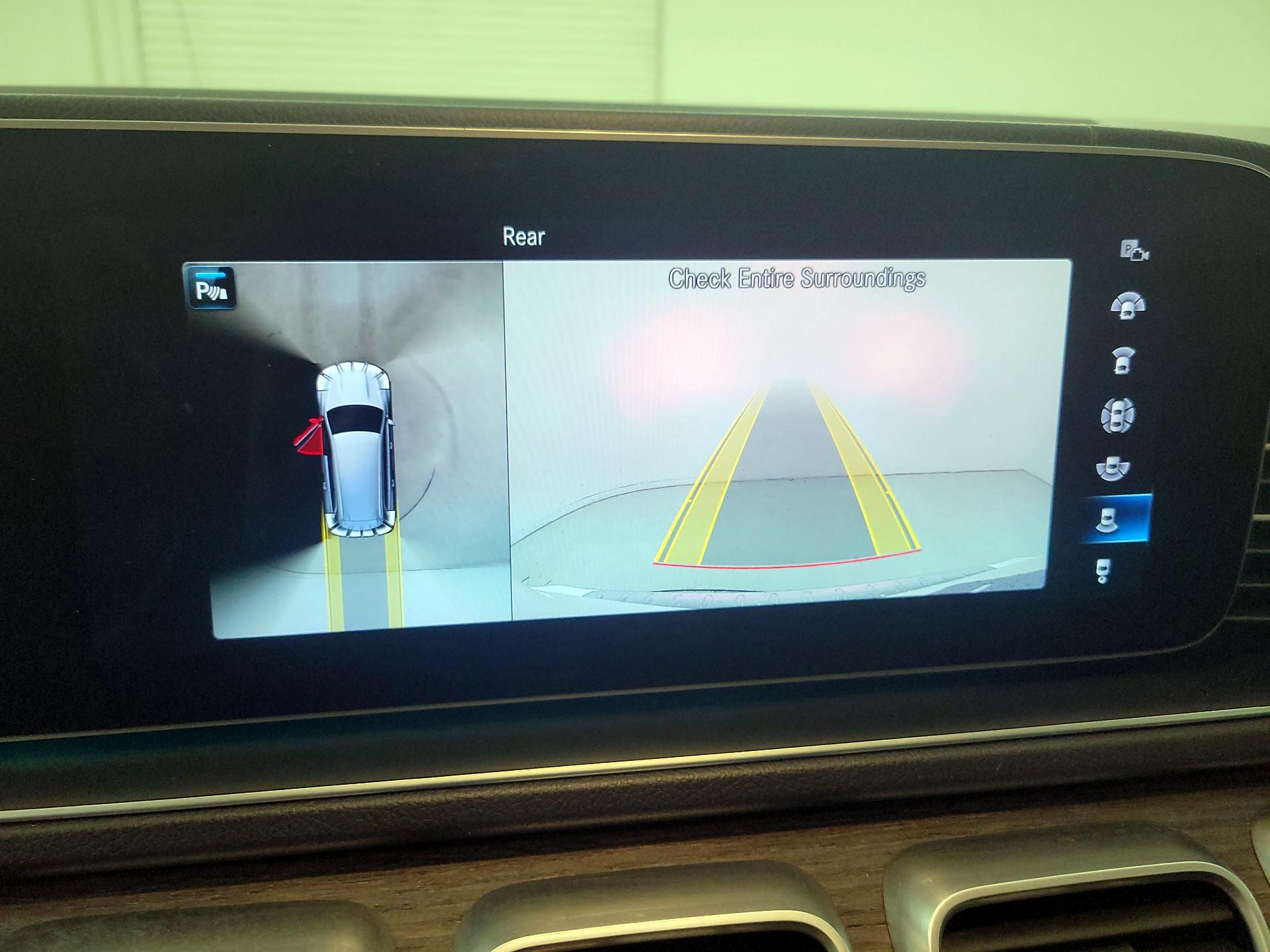 Thumbnail: 2020 Mercedes-Benz GLS - 15