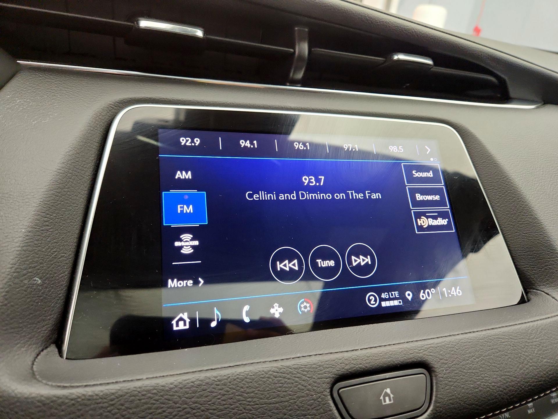 Thumbnail: 2023 Cadillac XT4 - 15