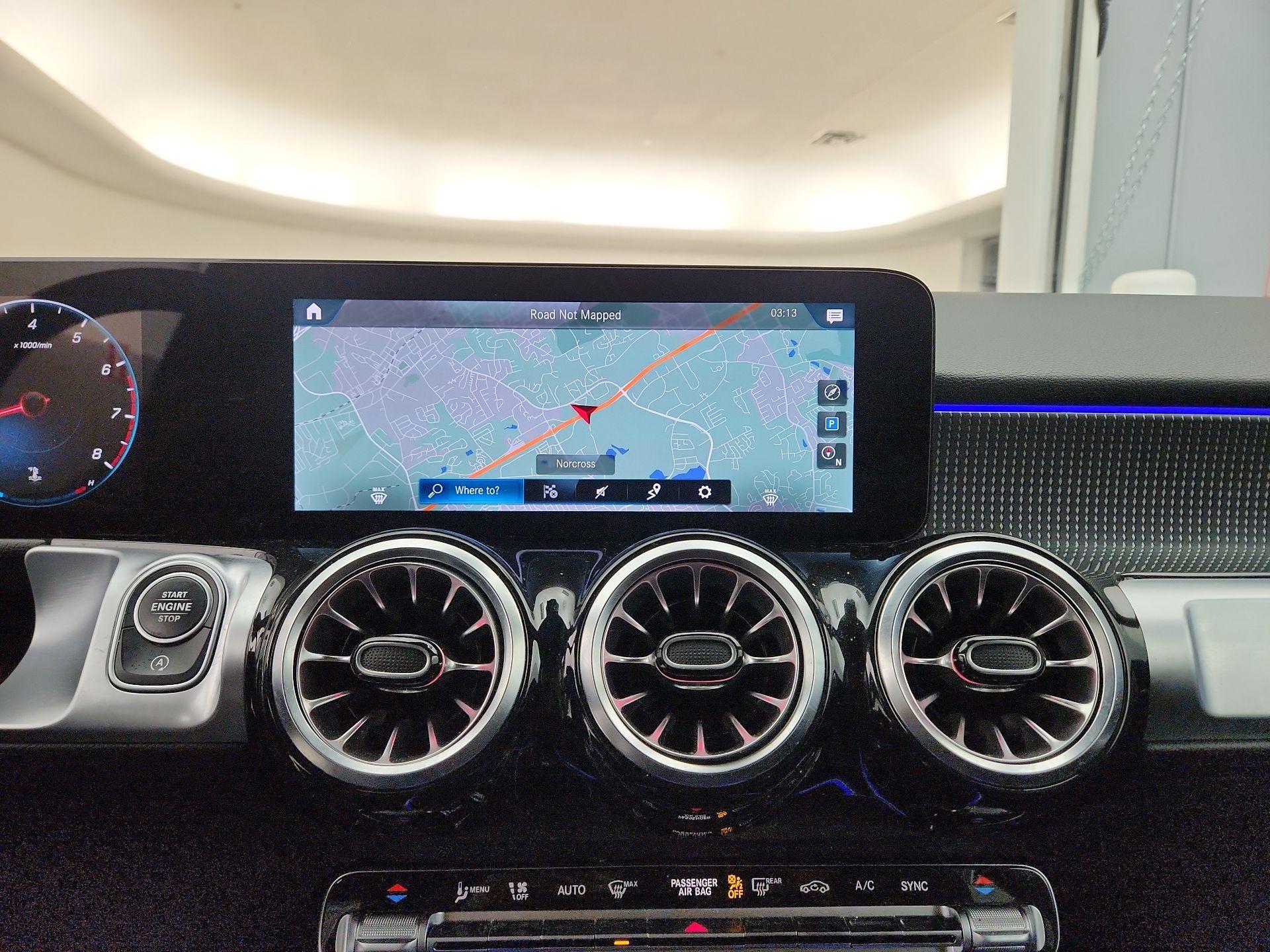 Thumbnail: 2022 Mercedes-Benz GLB - 14