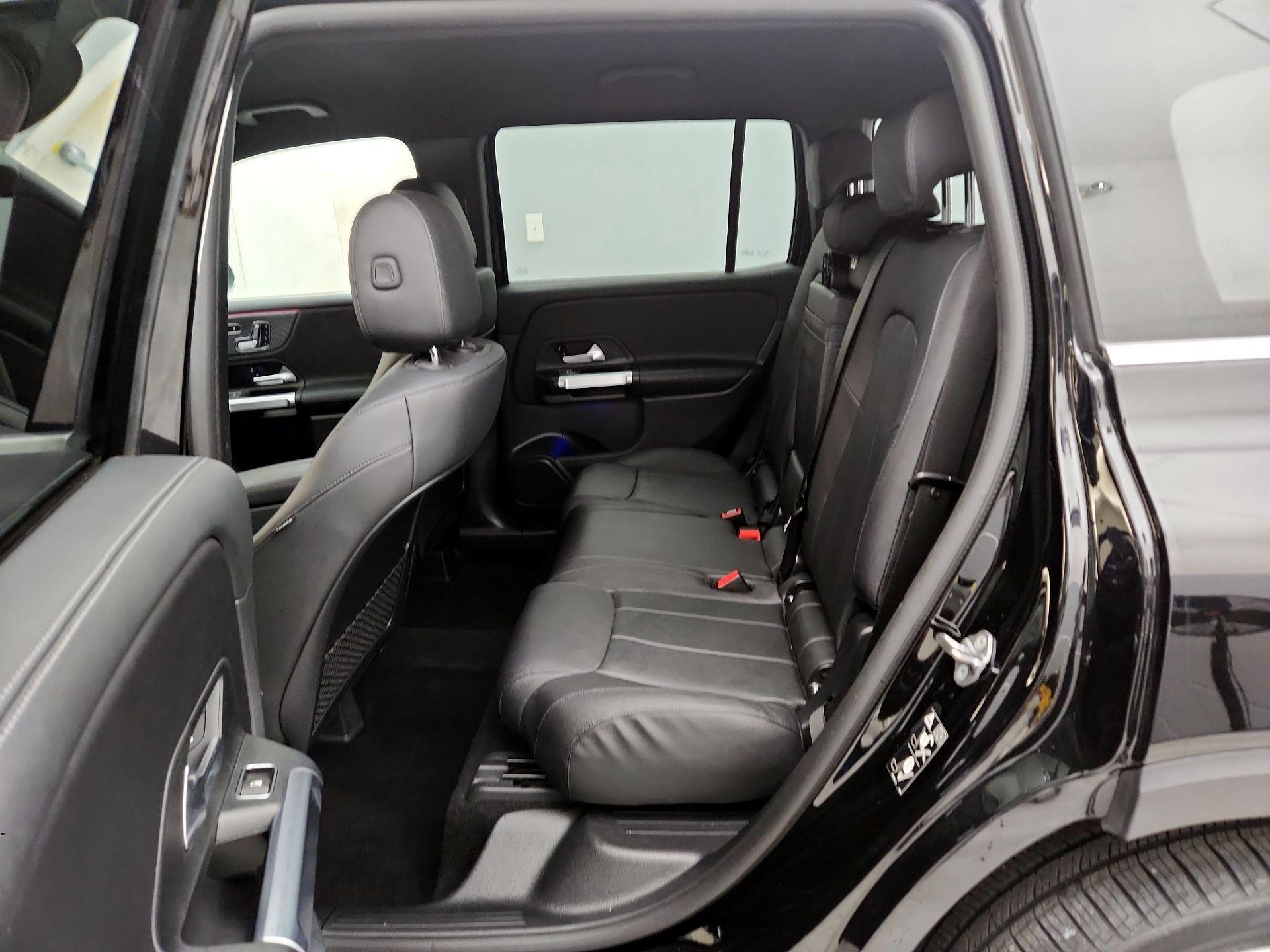 Thumbnail: 2022 Mercedes-Benz GLB - 20