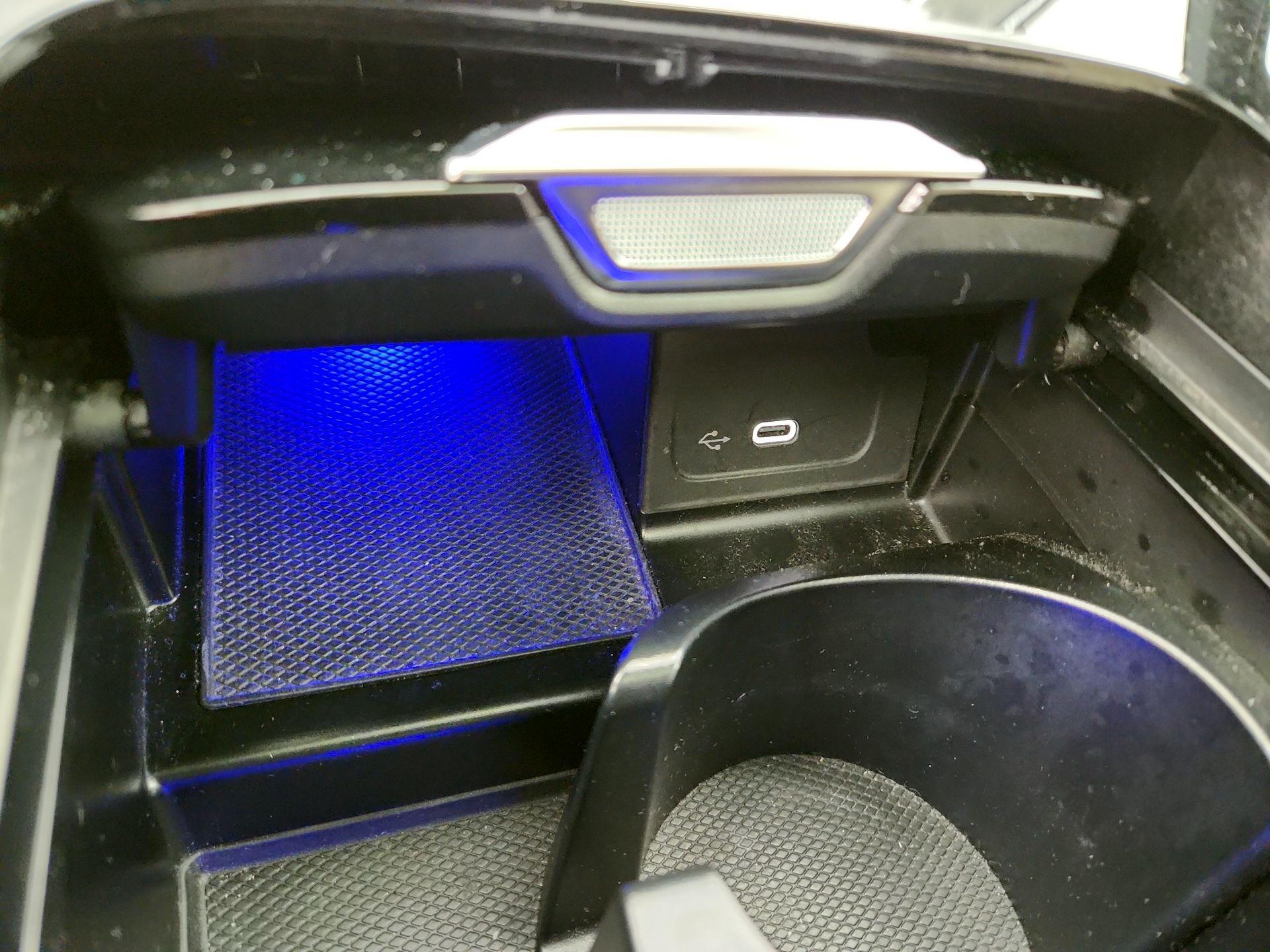 Thumbnail: 2023 Mercedes-Benz C-Class - 19