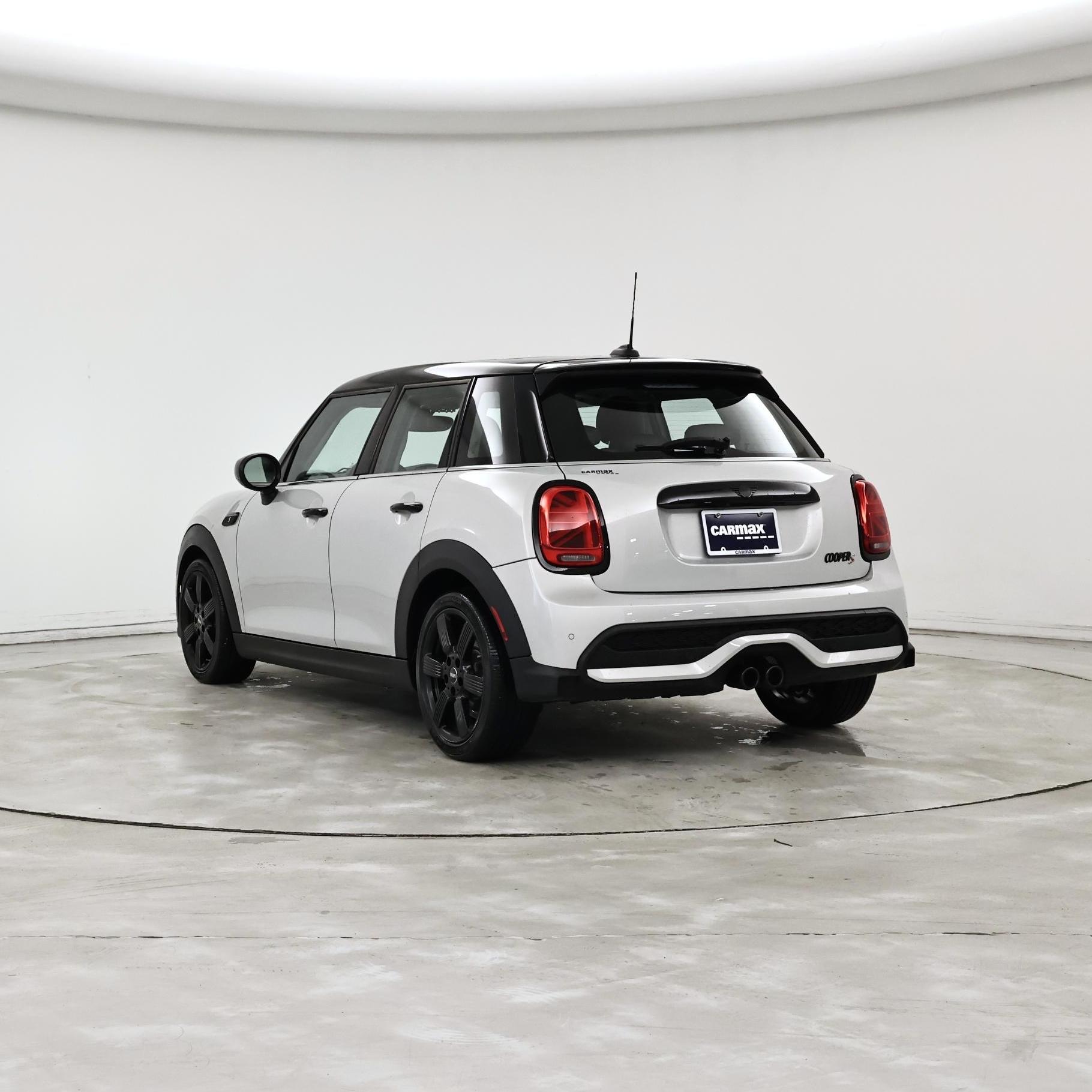 Thumbnail: 2023 MINI Cooper Hardtop - 2