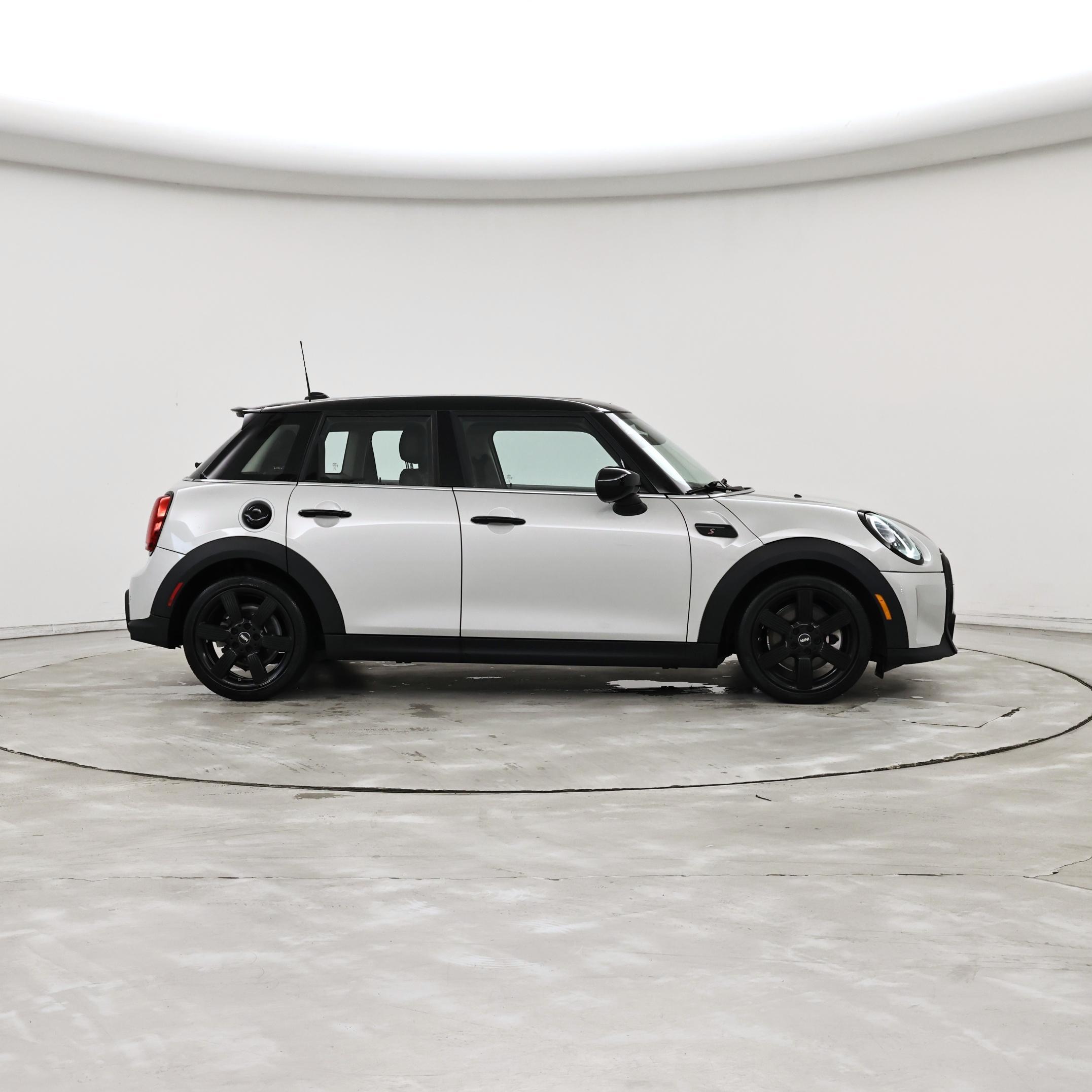 Thumbnail: 2023 MINI Cooper Hardtop - 7