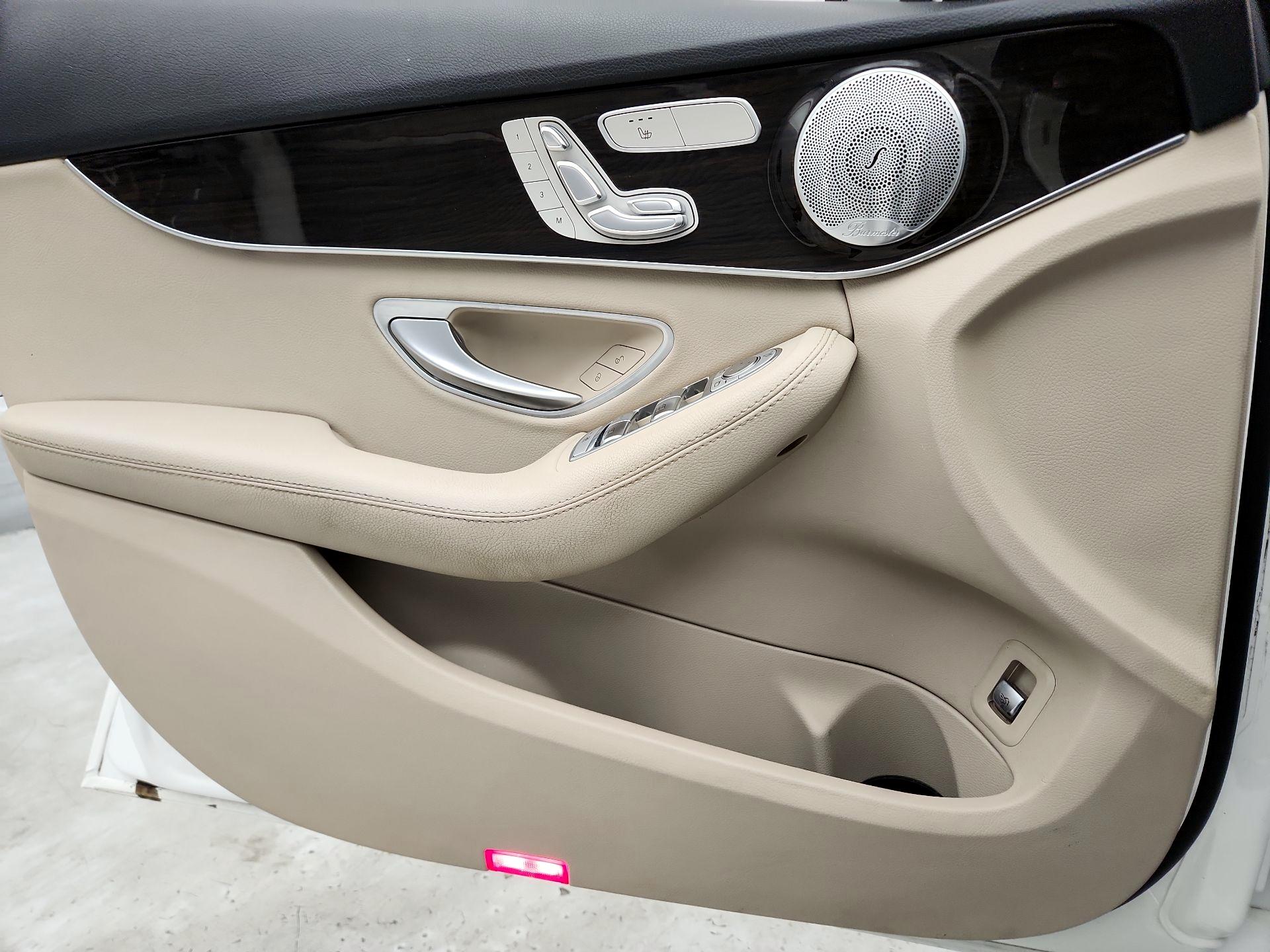 Thumbnail: 2021 Mercedes-Benz C-Class - 12