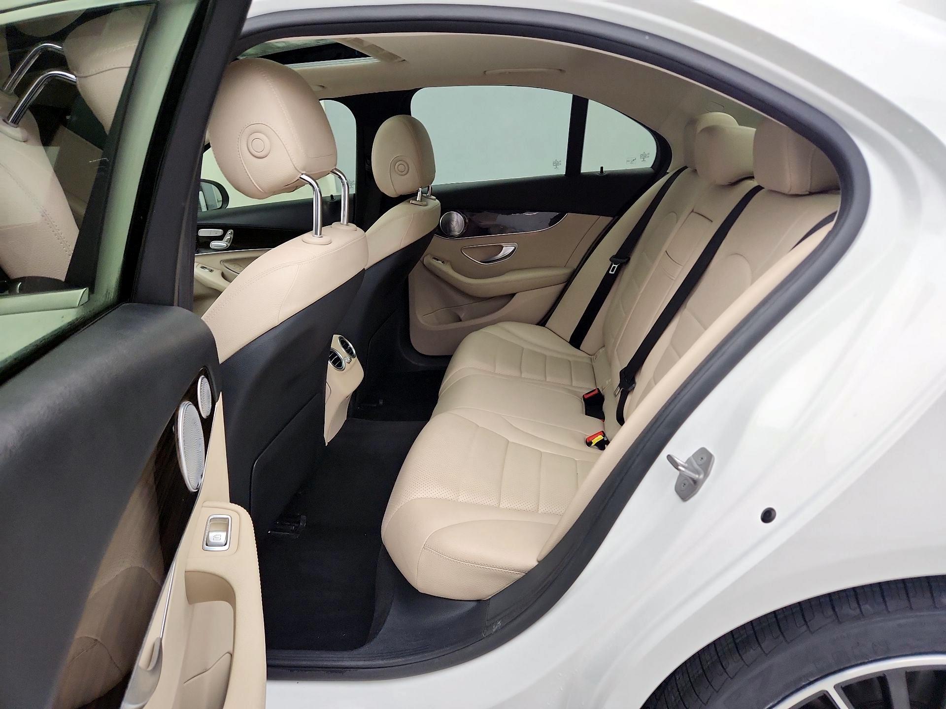 Thumbnail: 2021 Mercedes-Benz C-Class - 20