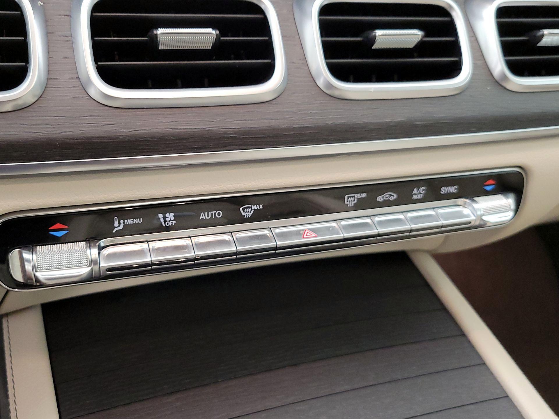 Thumbnail: 2020 Mercedes-Benz GLE - 17