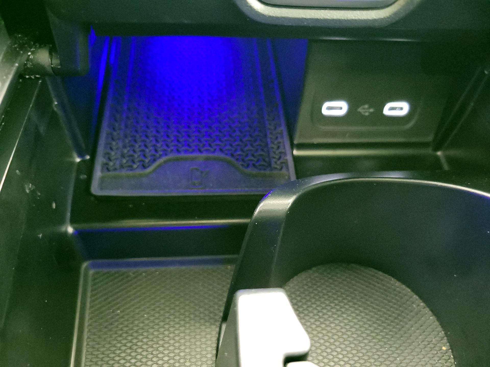 Thumbnail: 2025 Mercedes-Benz C-Class - 18