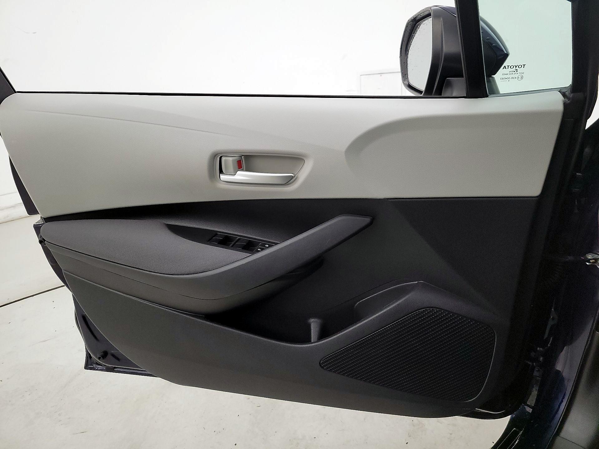 Thumbnail: 2021 Toyota Corolla - 12