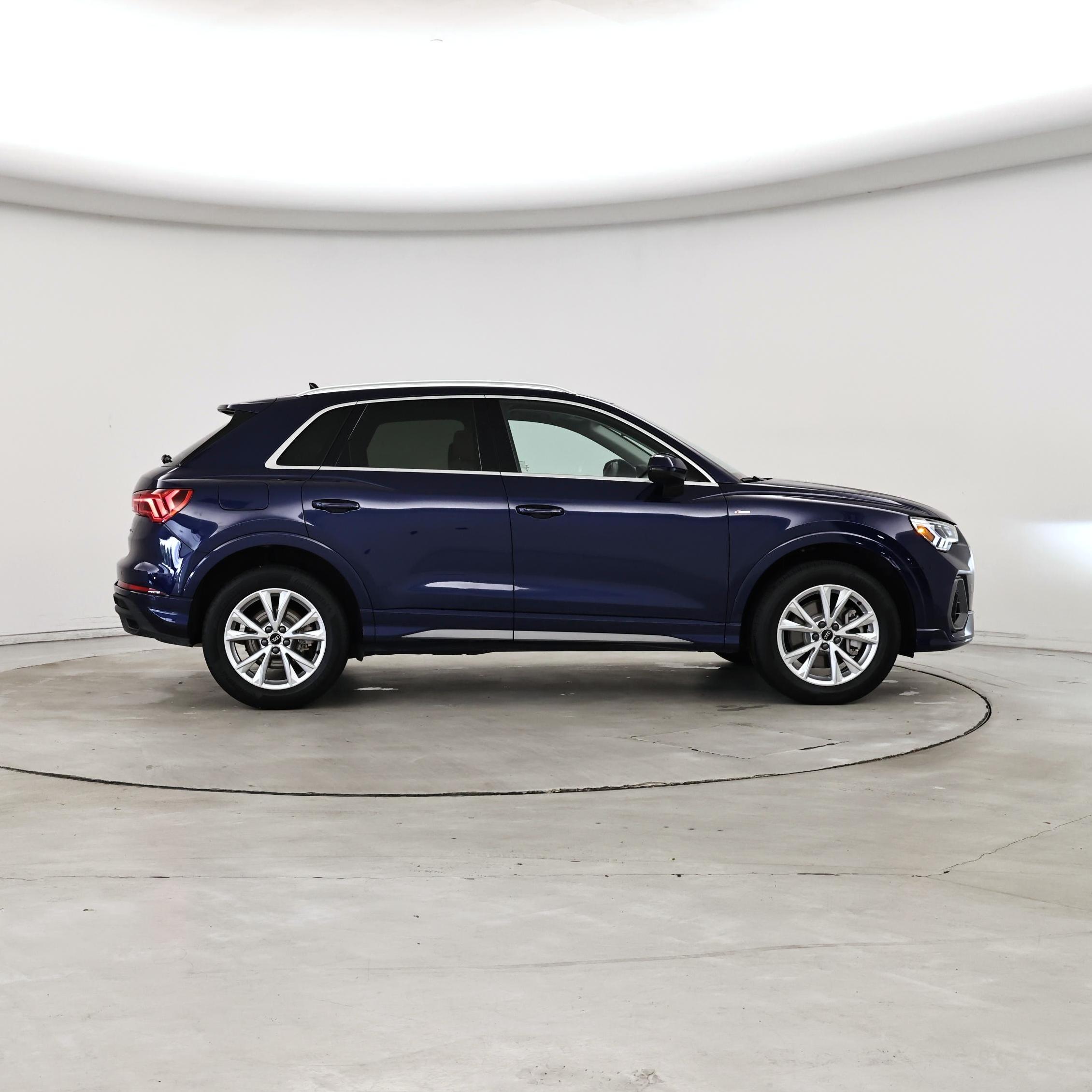 Thumbnail: 2025 Audi Q3 - 7