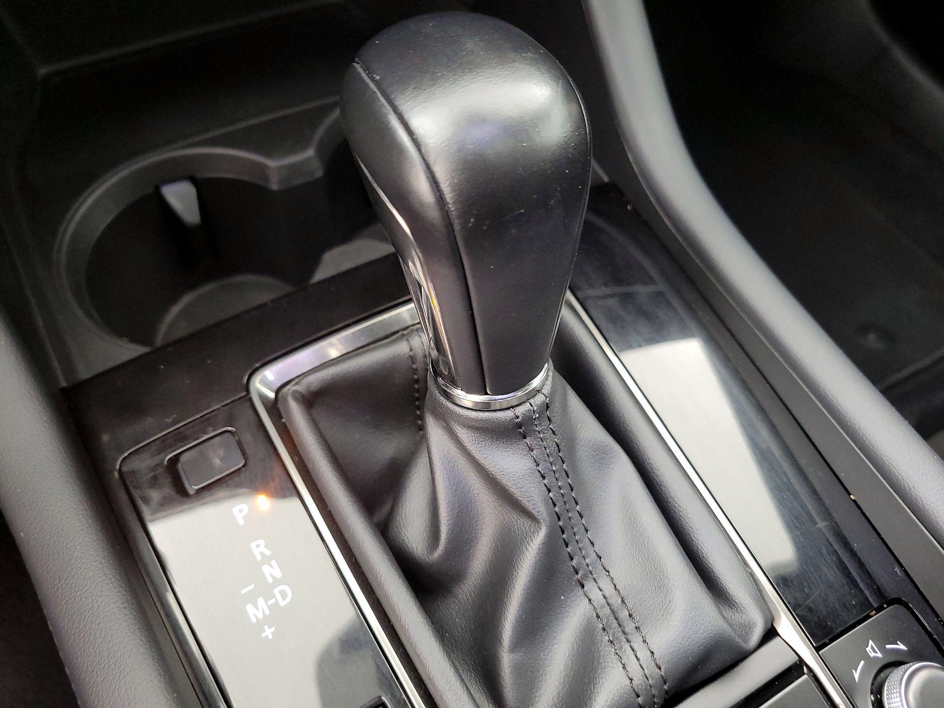 Thumbnail: 2022 Mazda Mazda3 - 17