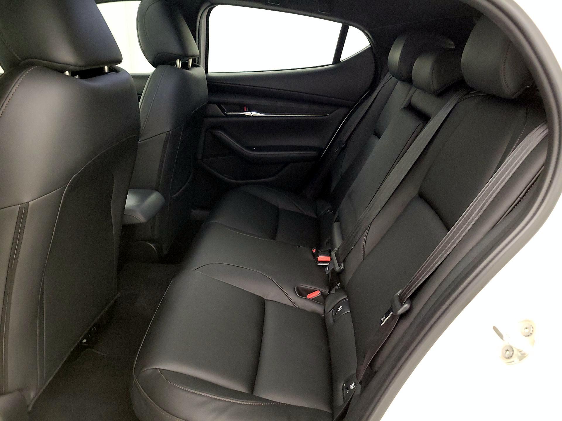 Thumbnail: 2022 Mazda Mazda3 - 20