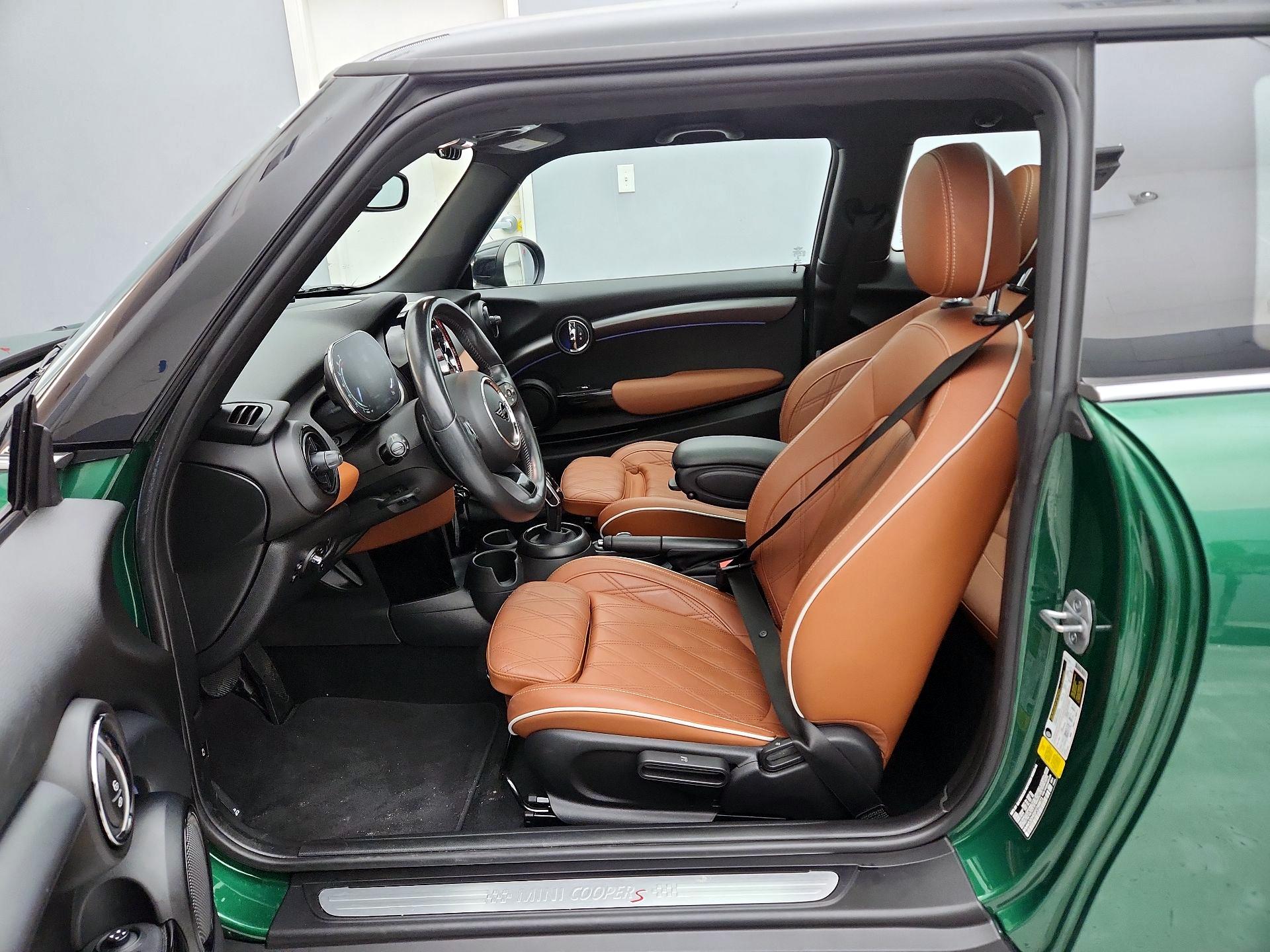 Thumbnail: 2023 MINI Cooper Hardtop - 11