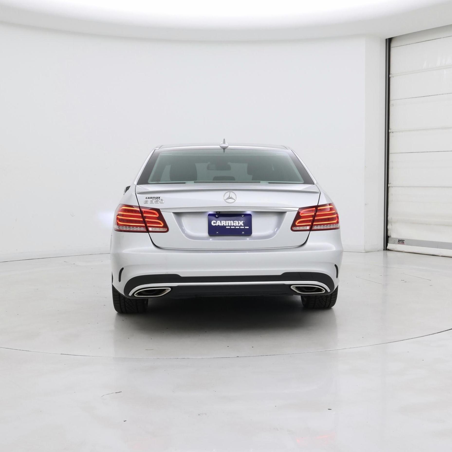 Thumbnail: 2016 Mercedes-Benz E-Class - 6