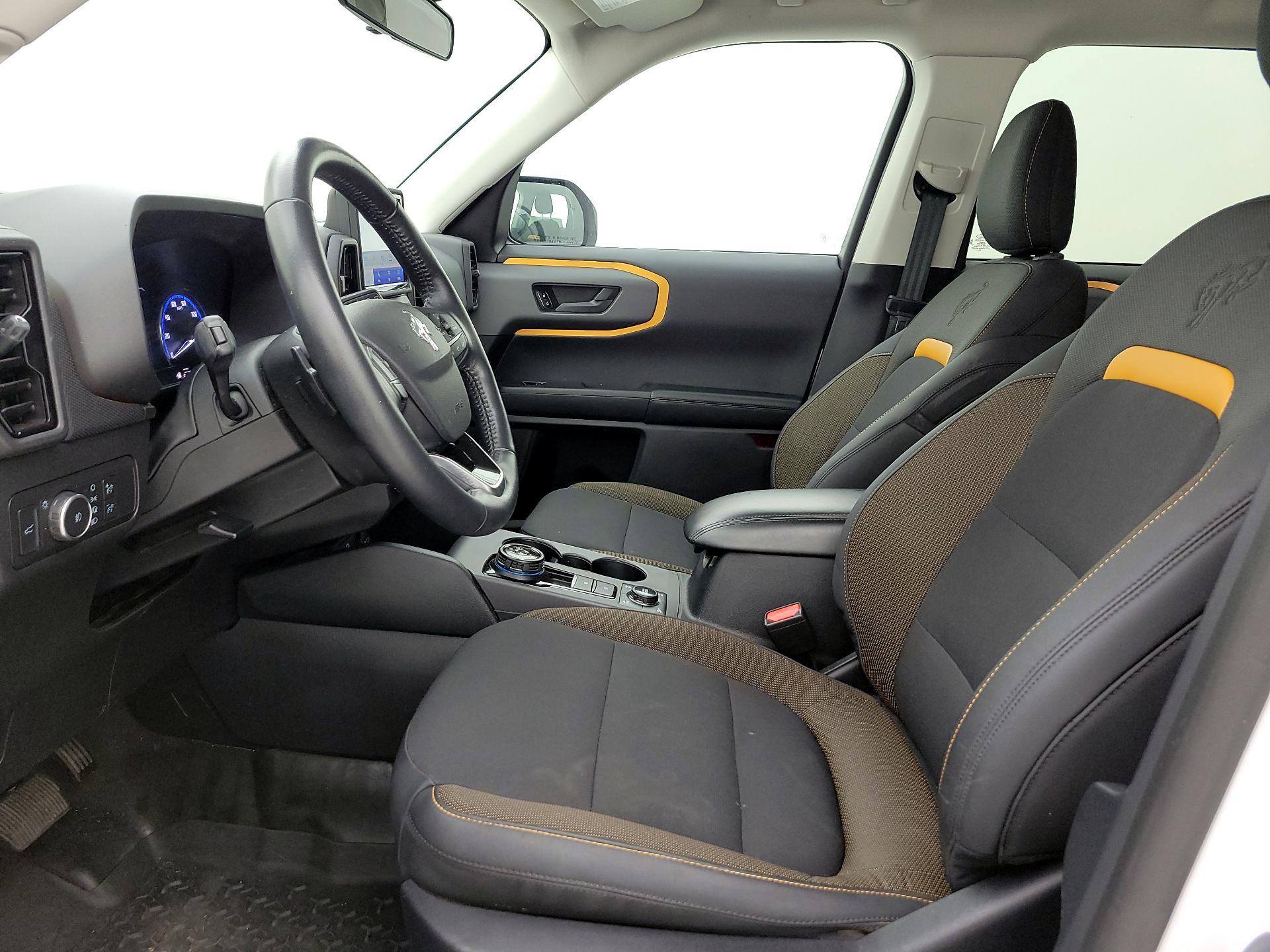 Thumbnail: 2022 Ford Bronco Sport - 11