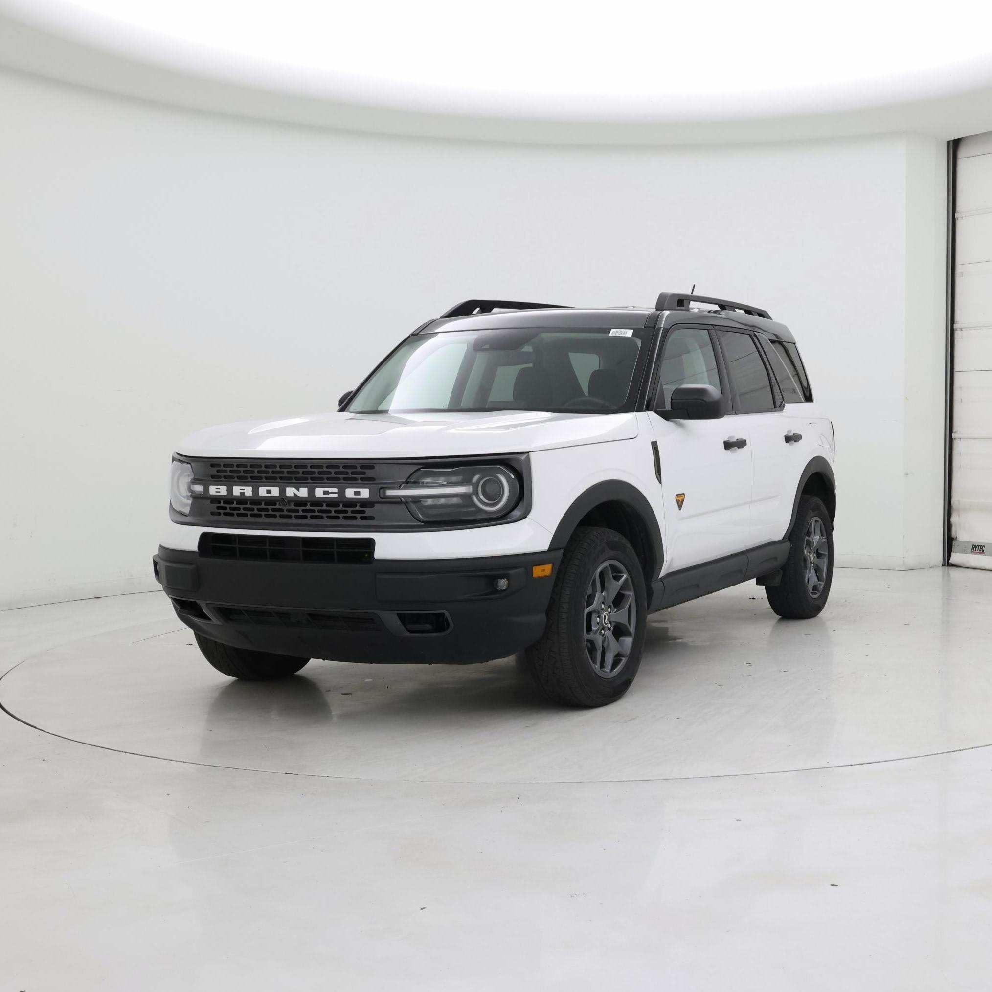 Thumbnail: 2022 Ford Bronco Sport - 4