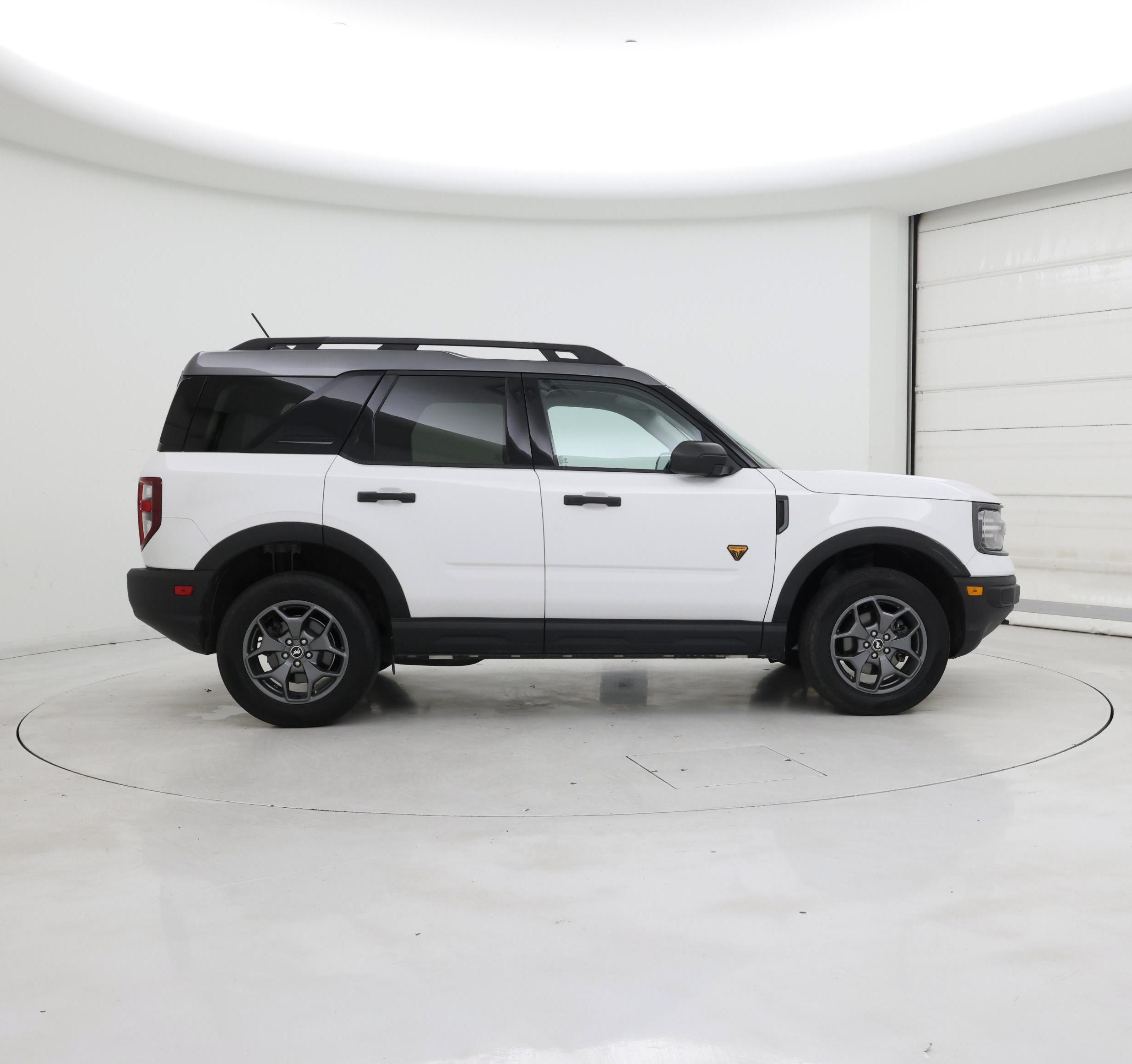 Thumbnail: 2022 Ford Bronco Sport - 7