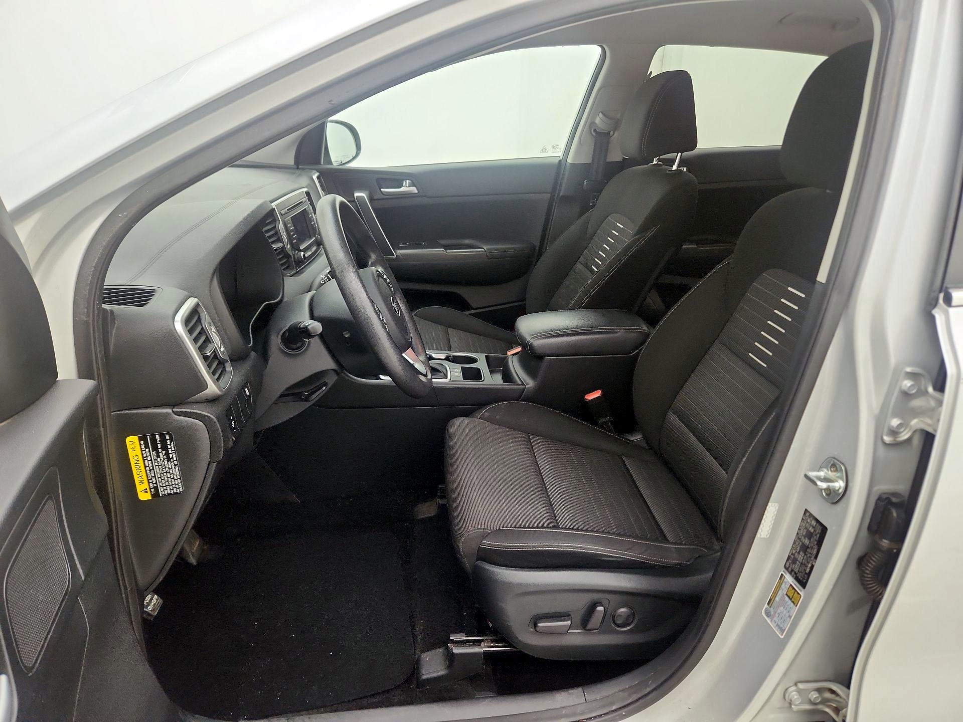 Thumbnail: 2017 Kia Sportage - 11