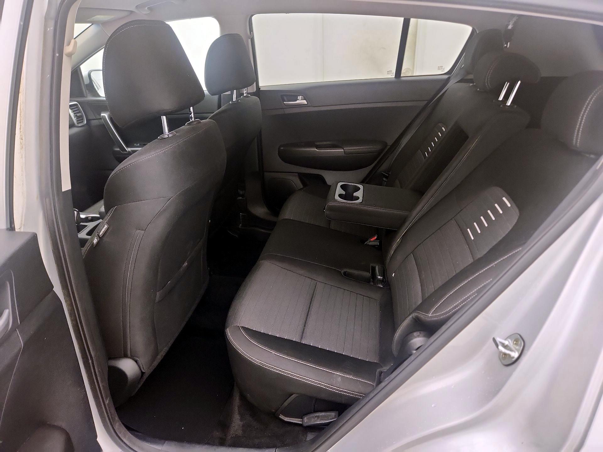 Thumbnail: 2017 Kia Sportage - 19