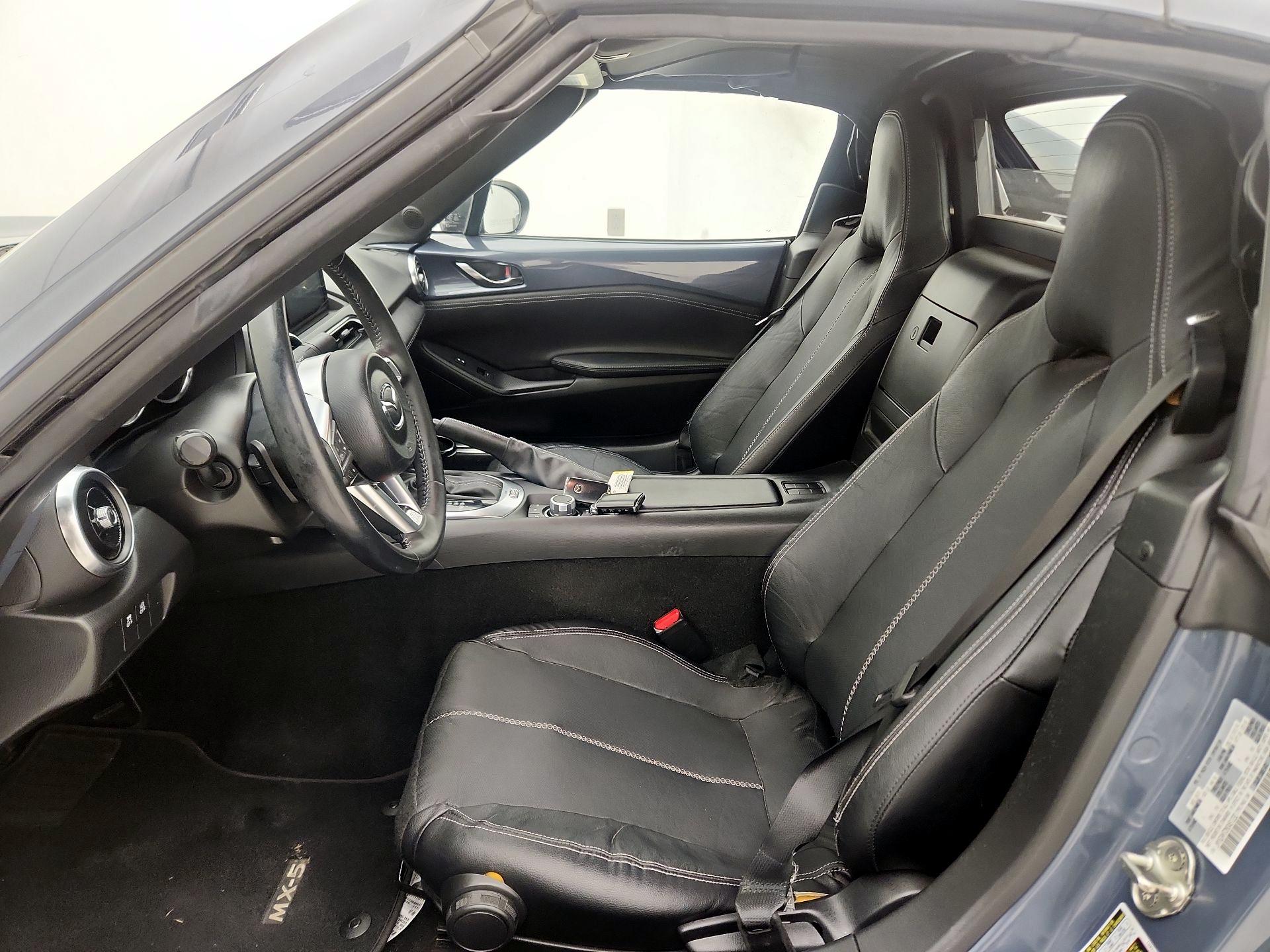 Thumbnail: 2021 Mazda MX-5 Miata - 11