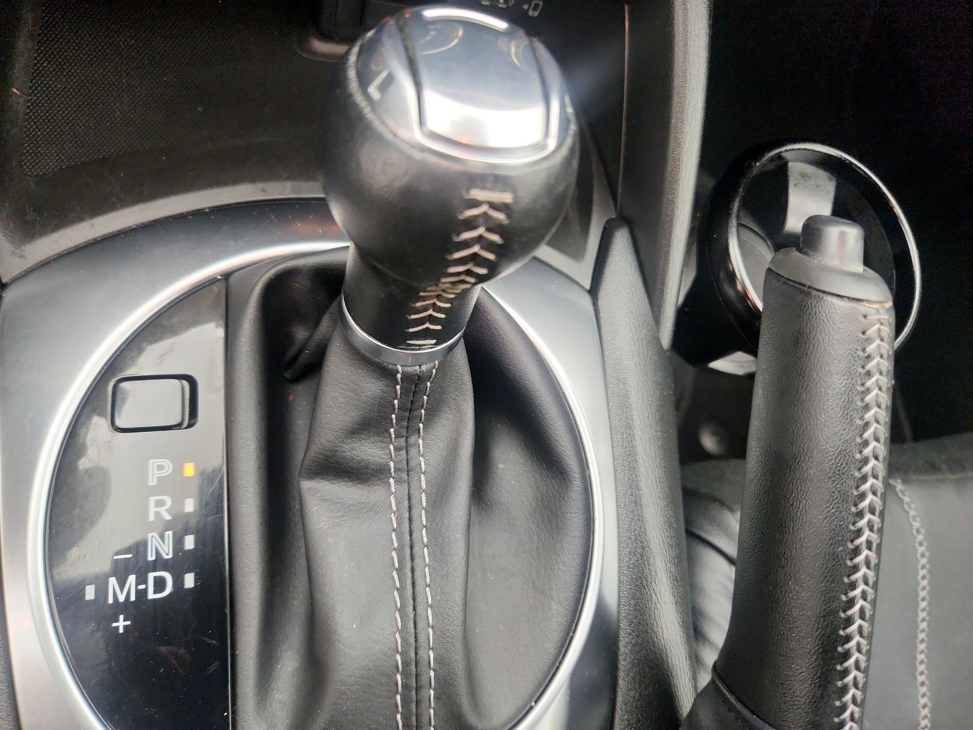 Thumbnail: 2021 Mazda MX-5 Miata - 17