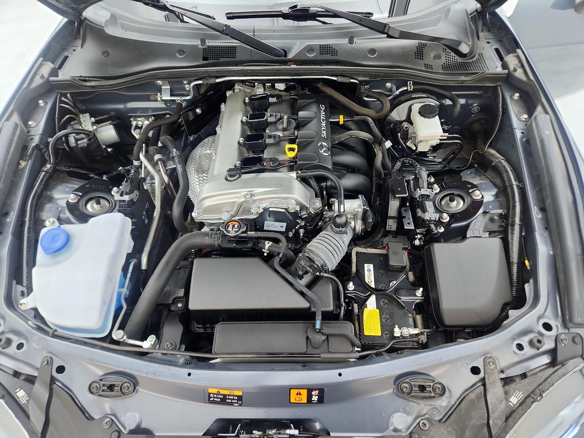 Thumbnail: 2021 Mazda MX-5 Miata - 20