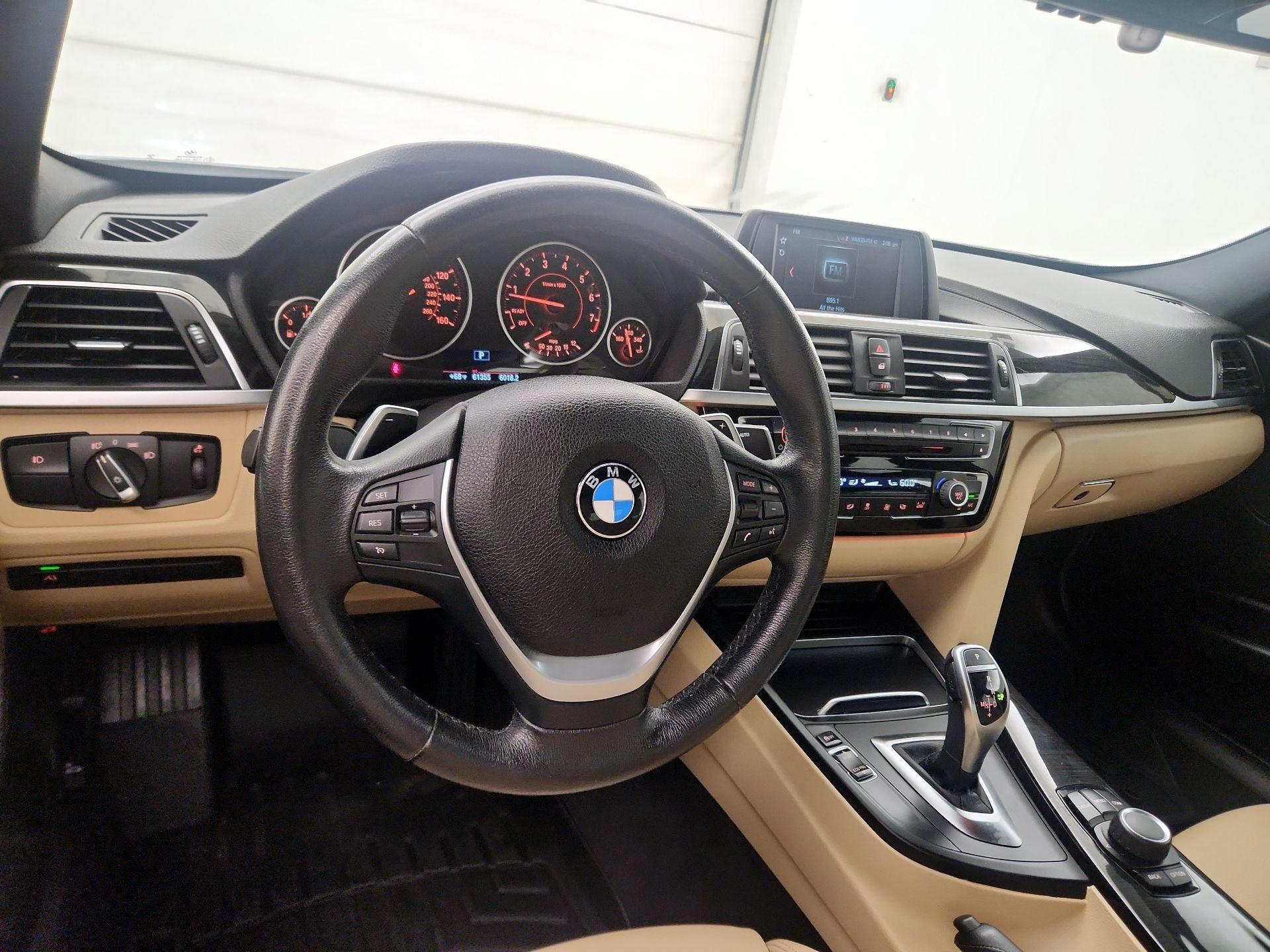 Thumbnail: 2018 BMW 3 Series - 9