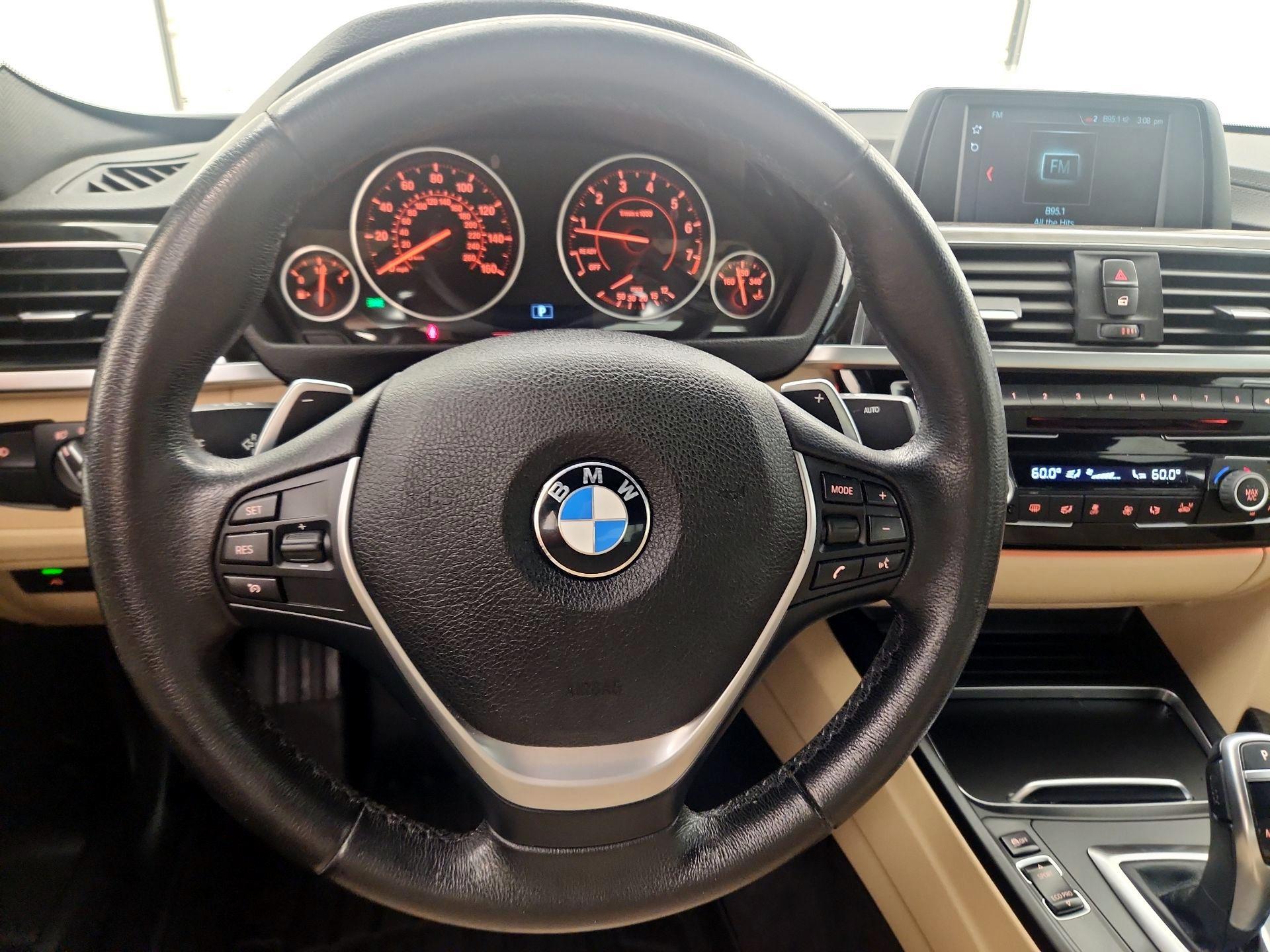 Thumbnail: 2018 BMW 3 Series - 10