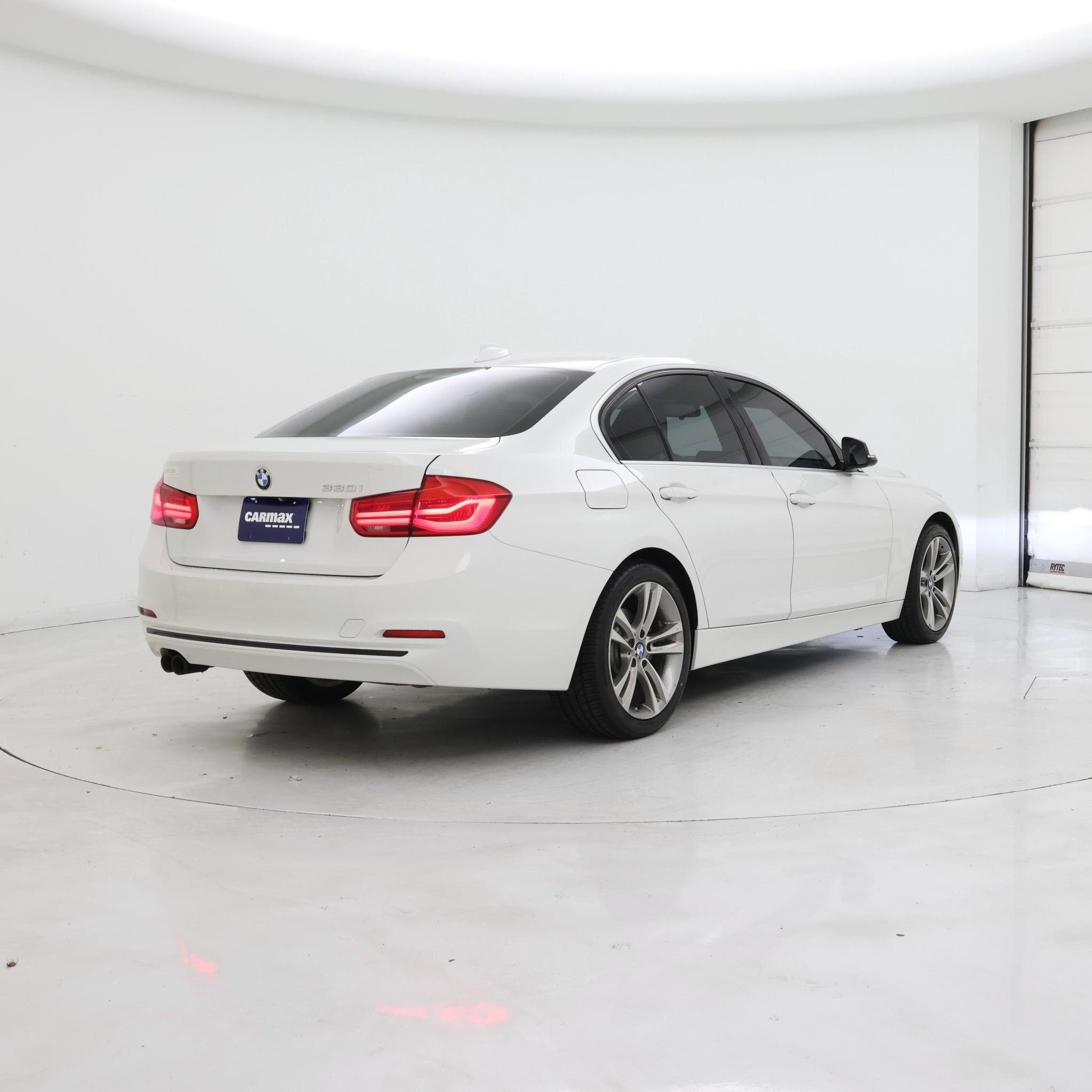 Thumbnail: 2018 BMW 3 Series - 8