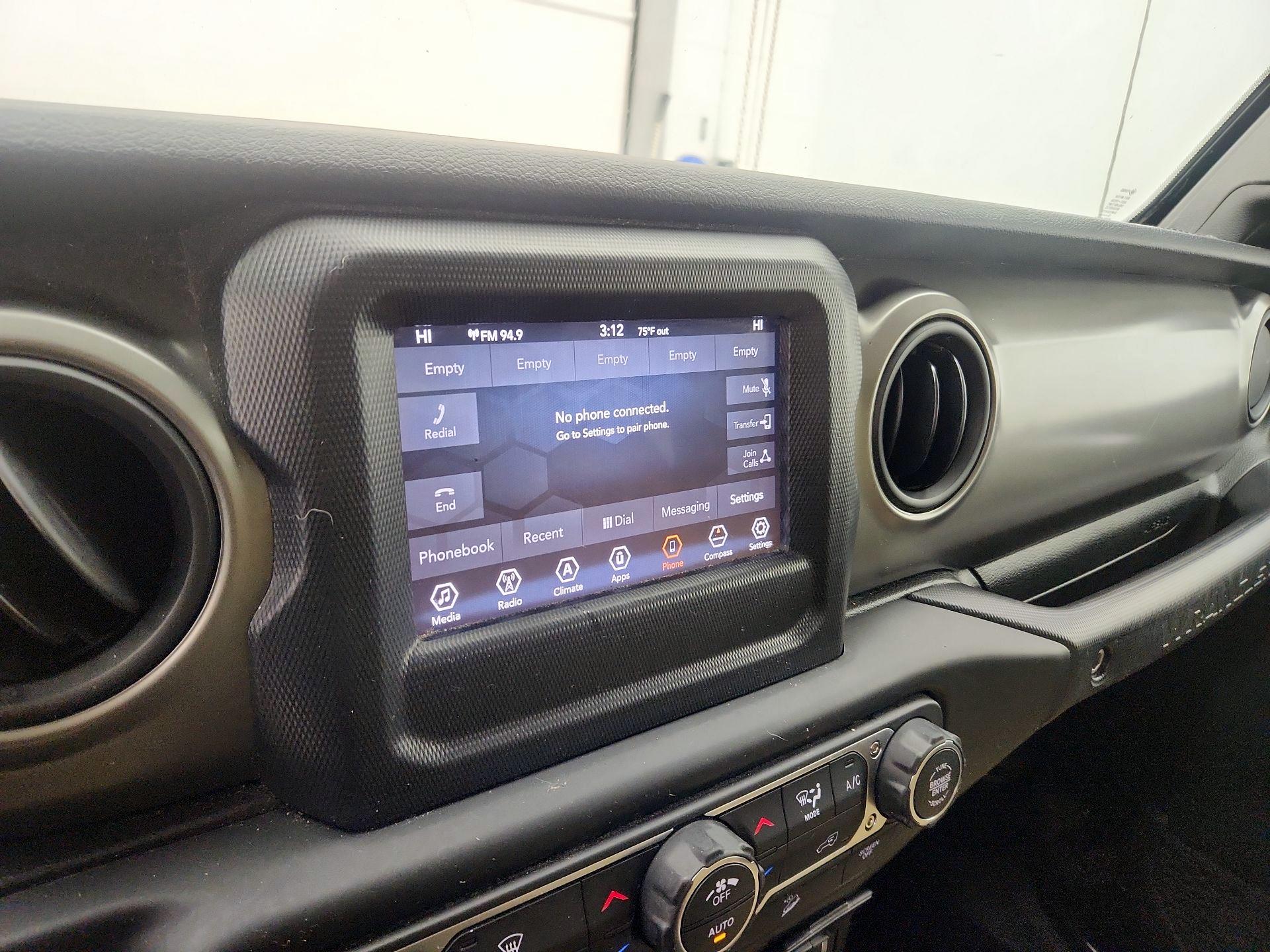 Thumbnail: 2018 Jeep Wrangler - 15