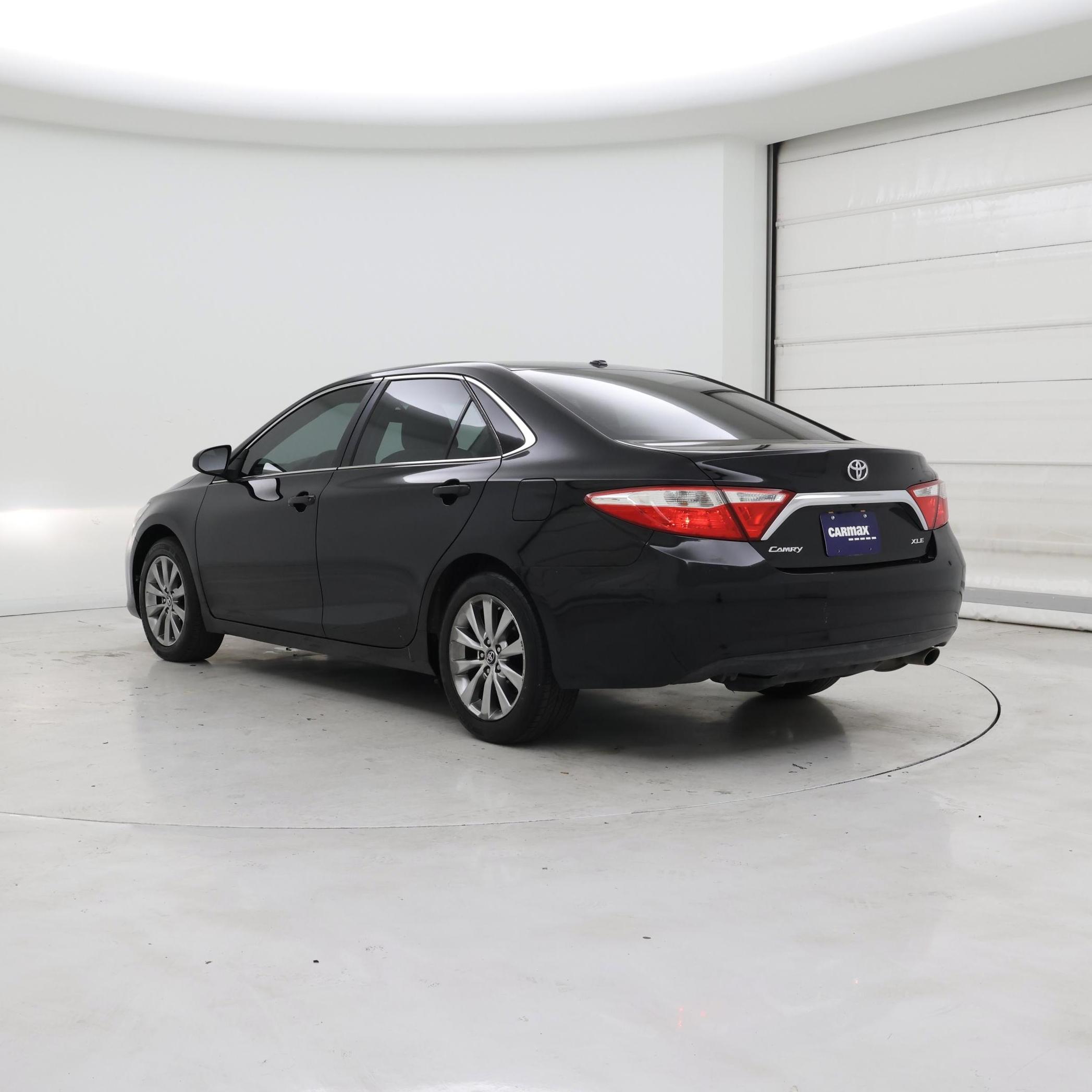 Thumbnail: 2017 Toyota Camry - 2