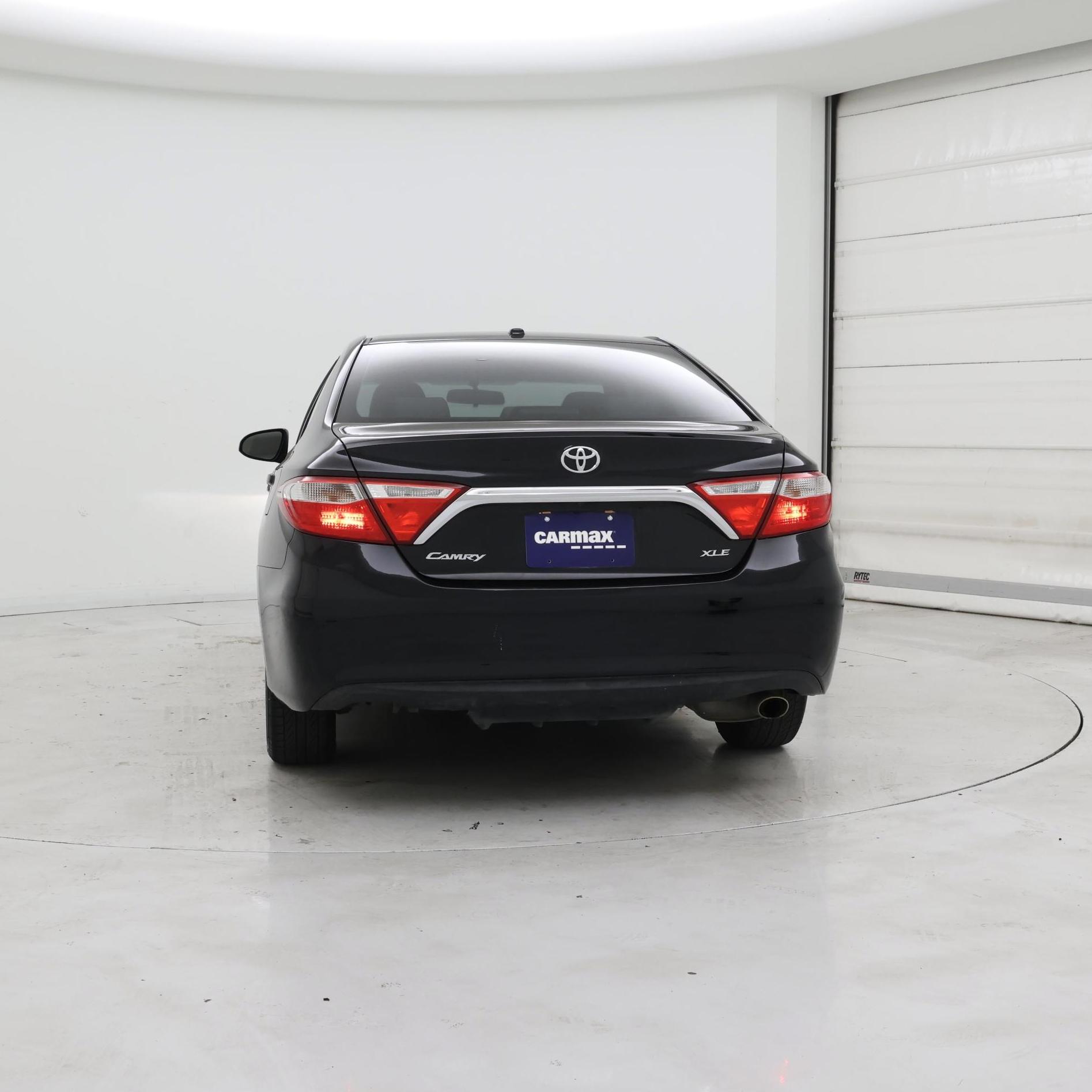 Thumbnail: 2017 Toyota Camry - 6