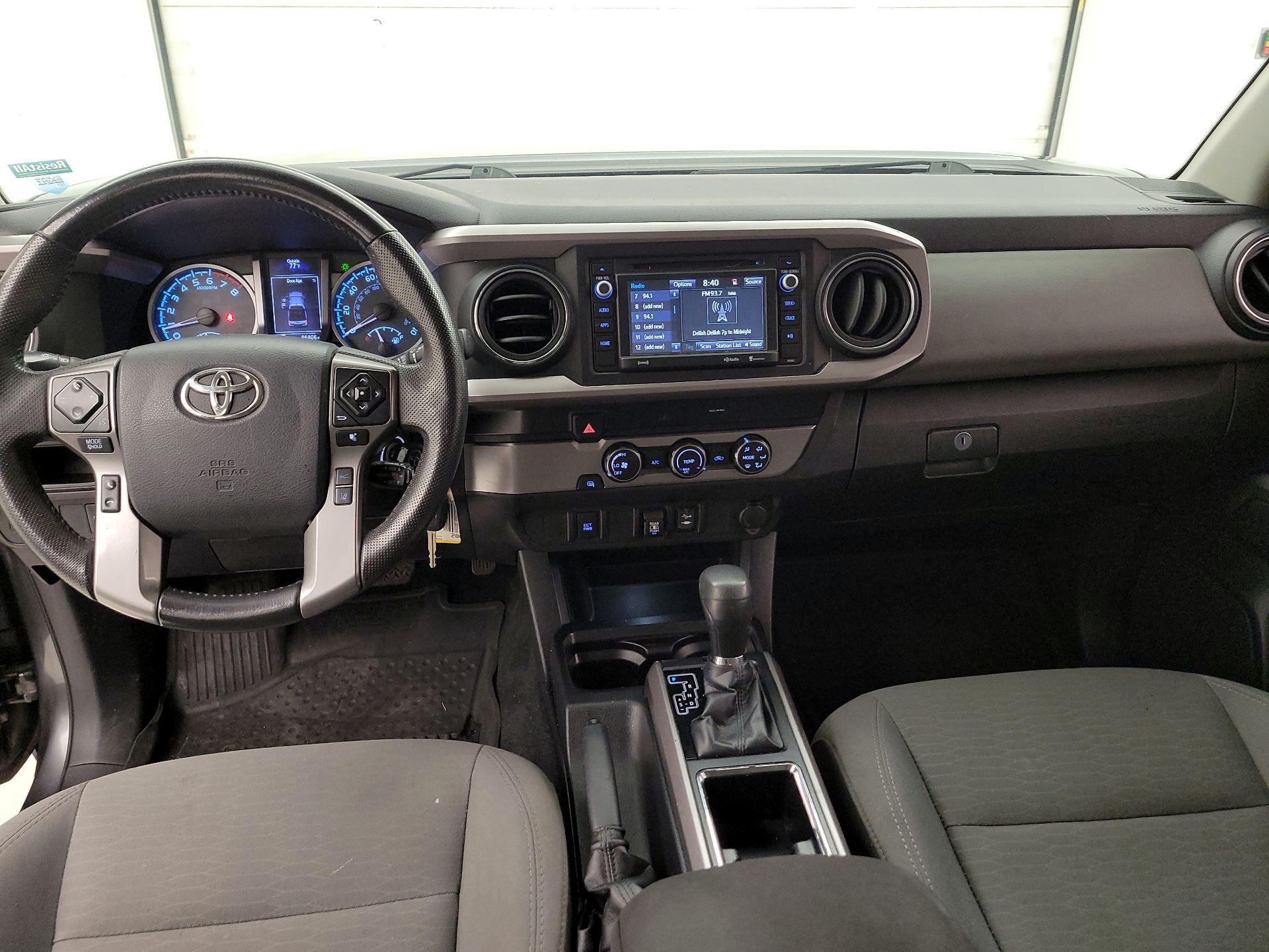 Thumbnail: 2019 Toyota Tacoma - 9