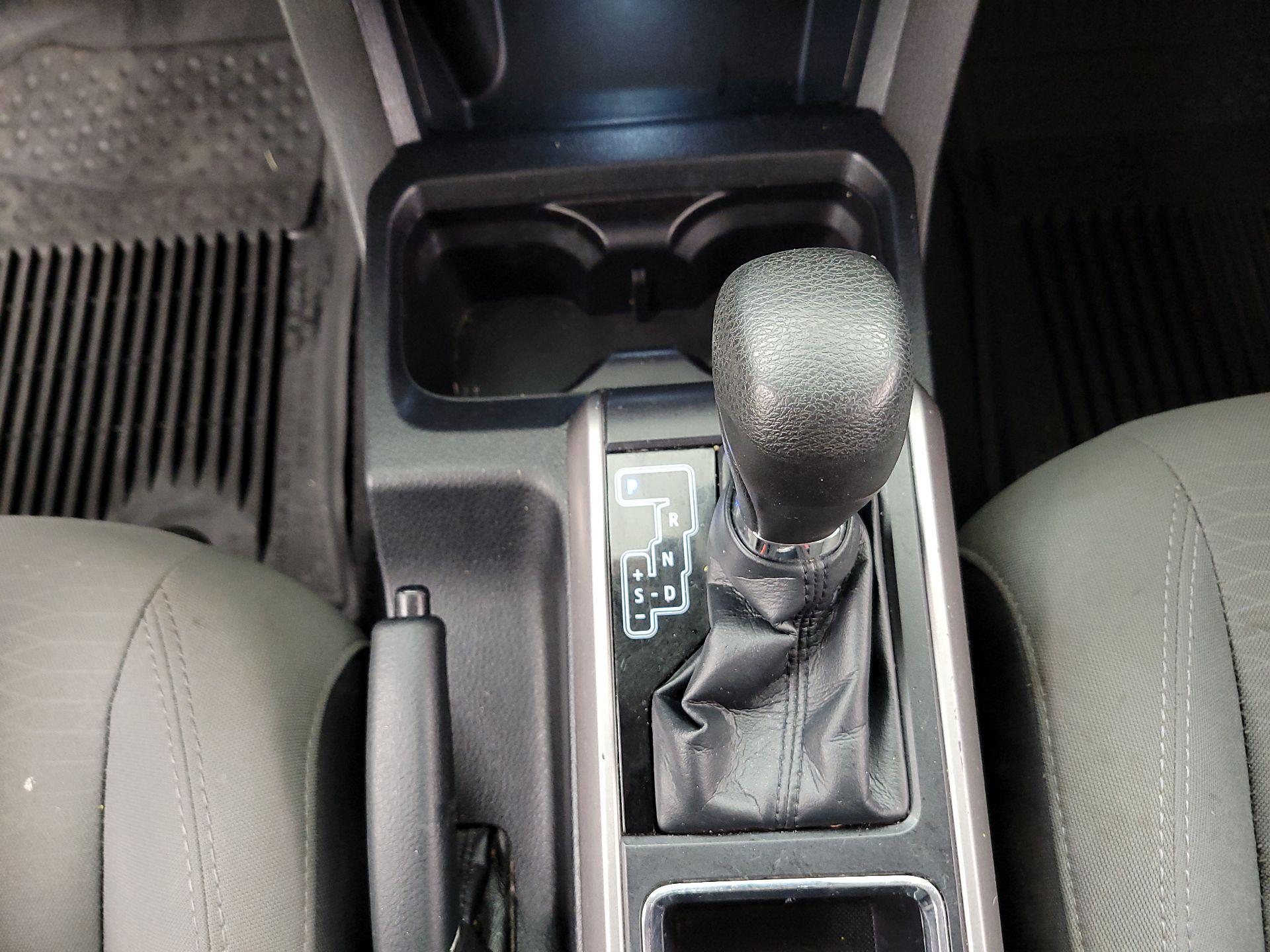 Thumbnail: 2019 Toyota Tacoma - 17