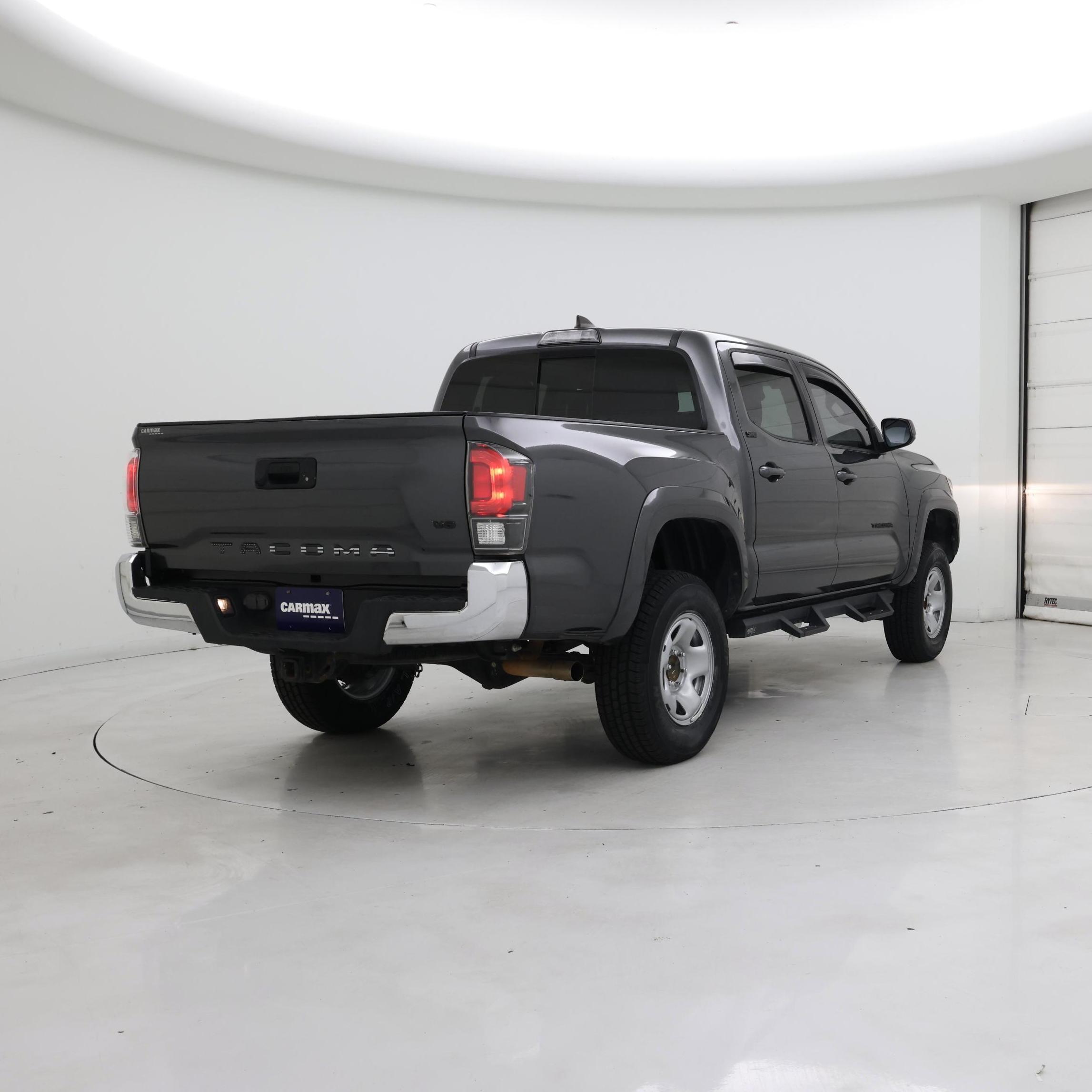 Thumbnail: 2019 Toyota Tacoma - 8