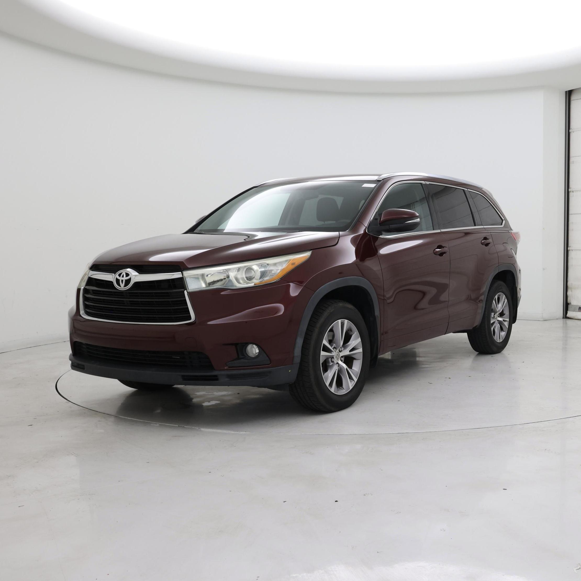 Thumbnail: 2015 Toyota Highlander - 4