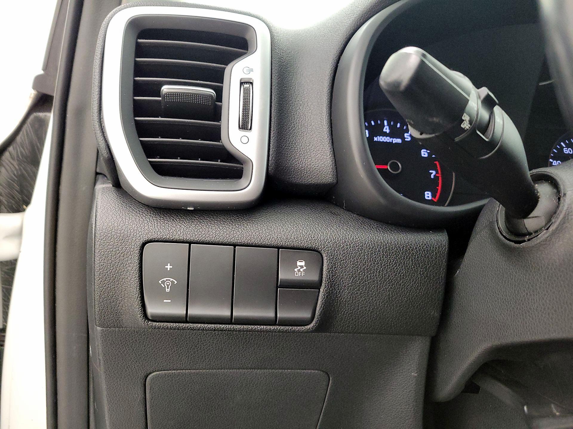 Thumbnail: 2017 Kia Sportage - 13