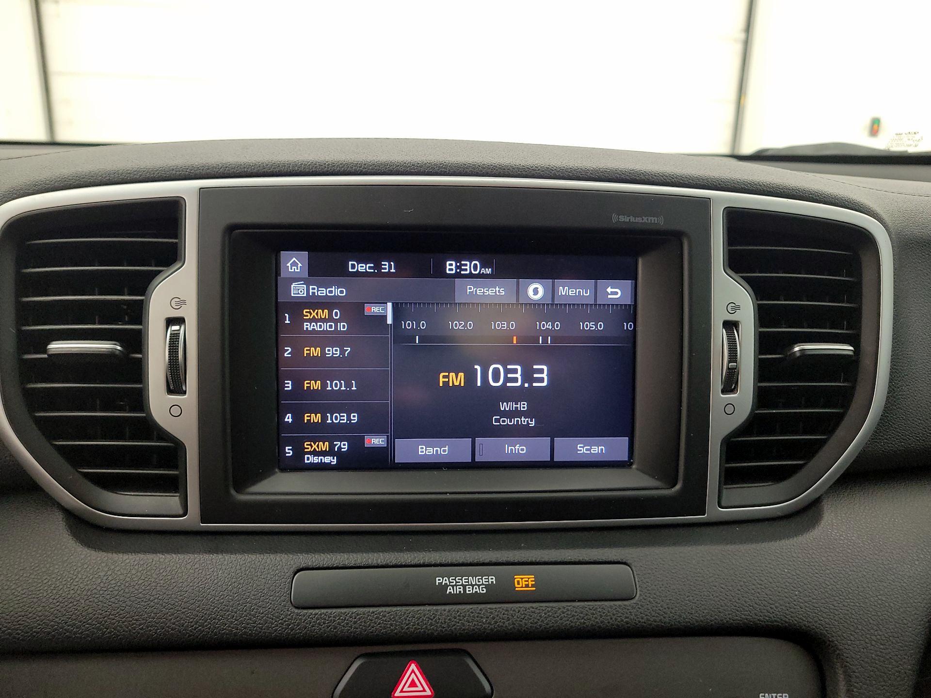 Thumbnail: 2017 Kia Sportage - 15