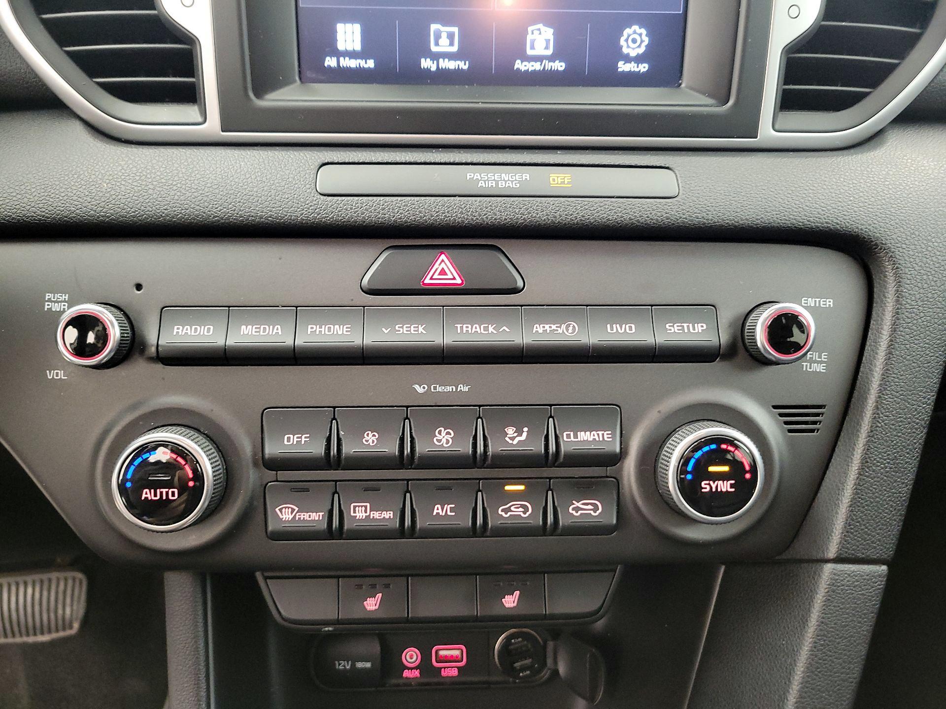 Thumbnail: 2017 Kia Sportage - 16