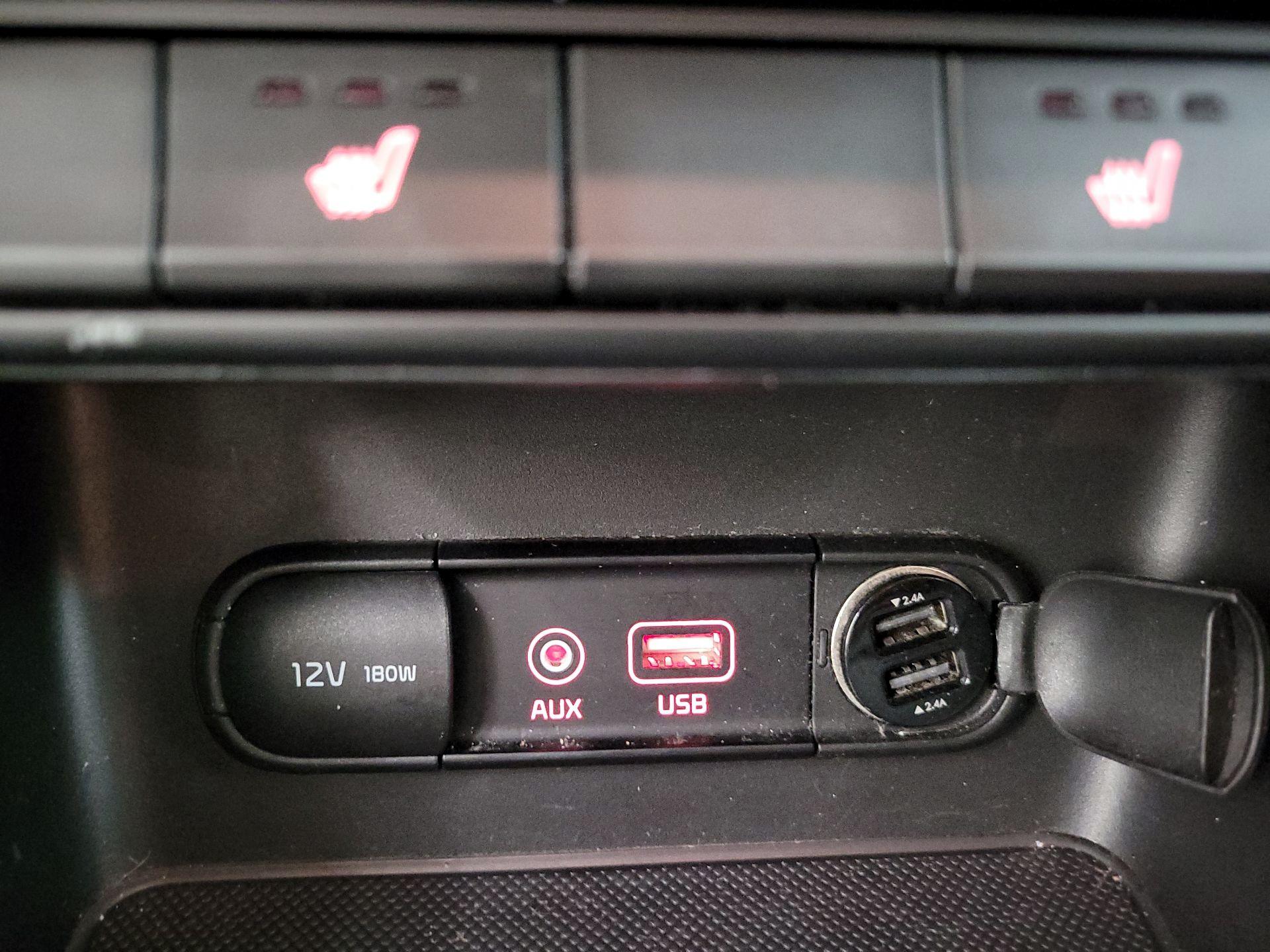 Thumbnail: 2017 Kia Sportage - 18