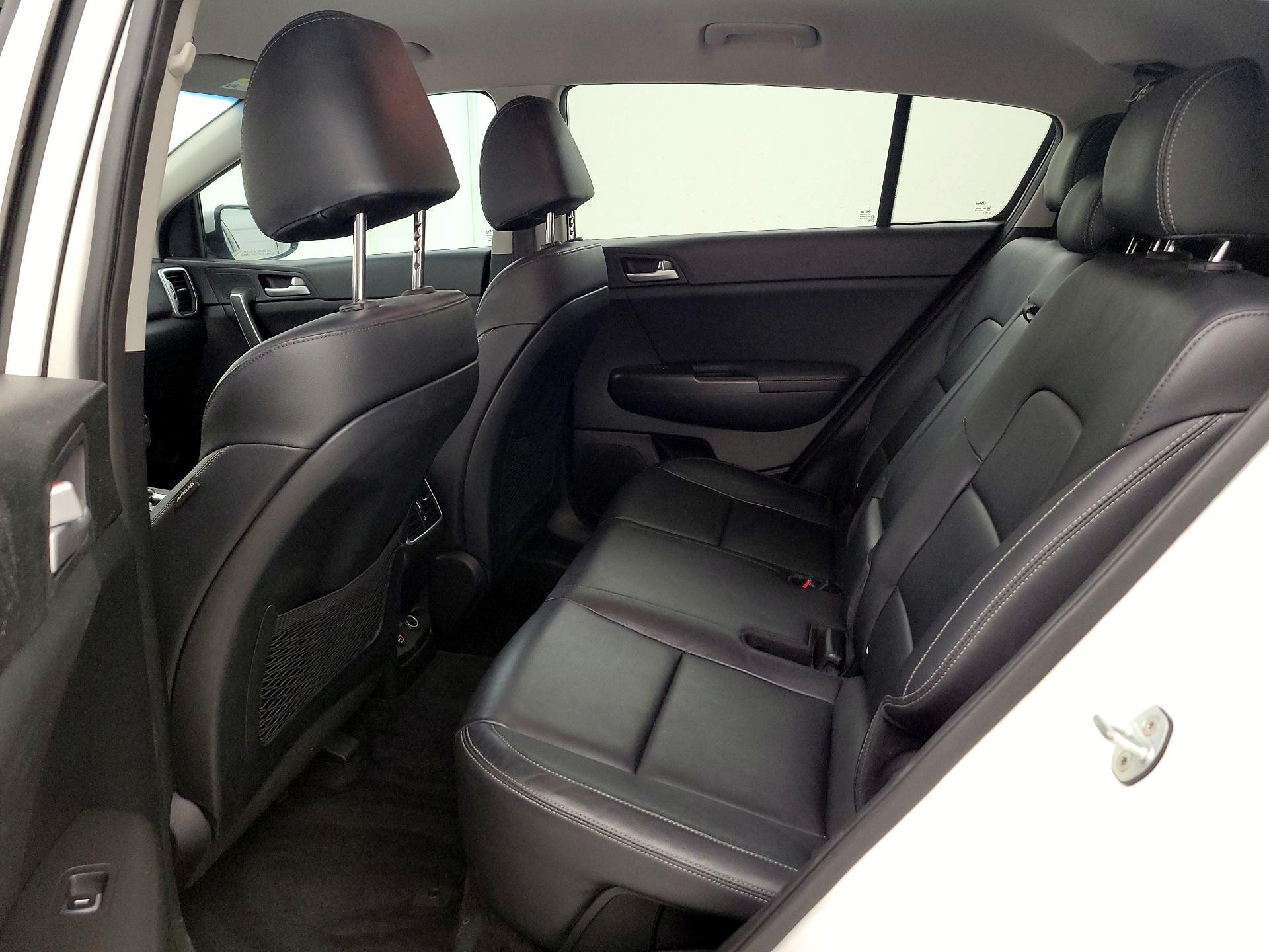 Thumbnail: 2017 Kia Sportage - 19