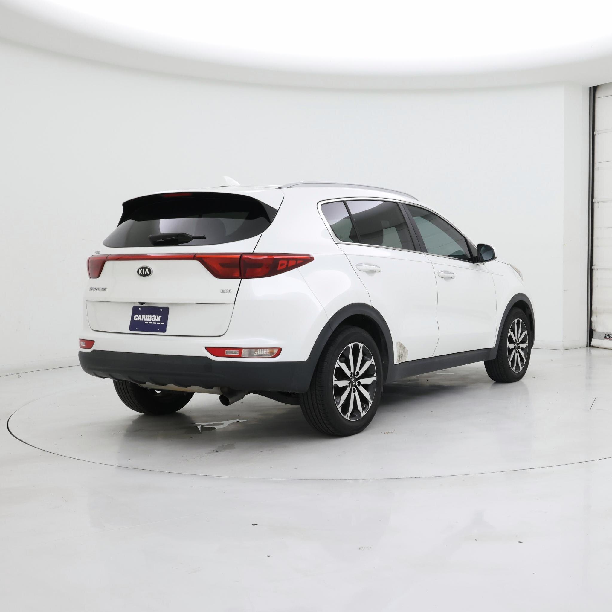 Thumbnail: 2017 Kia Sportage - 8