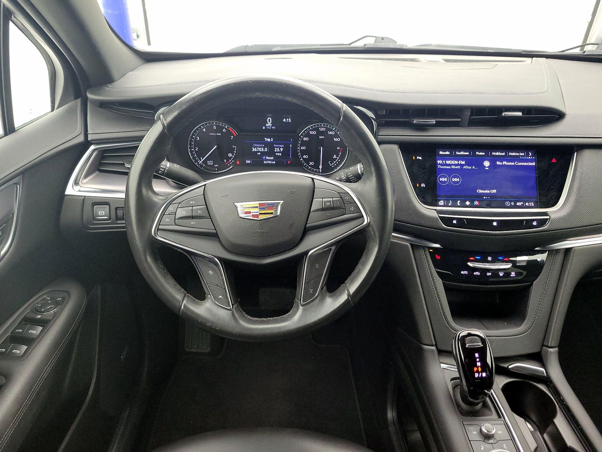 Thumbnail: 2021 Cadillac XT5 - 10