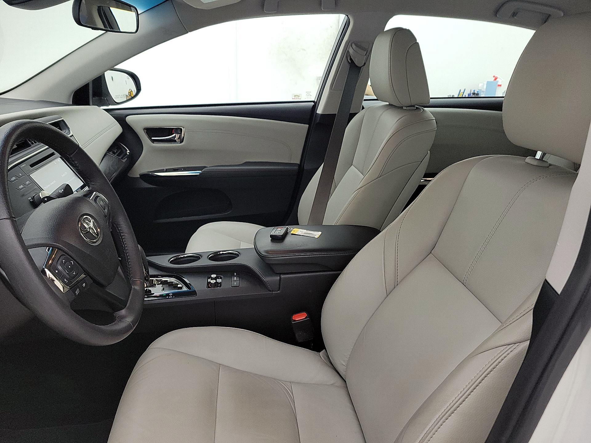 Thumbnail: 2018 Toyota Avalon - 11