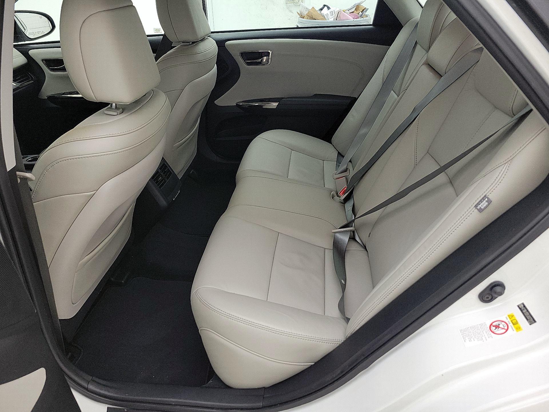 Thumbnail: 2018 Toyota Avalon - 19