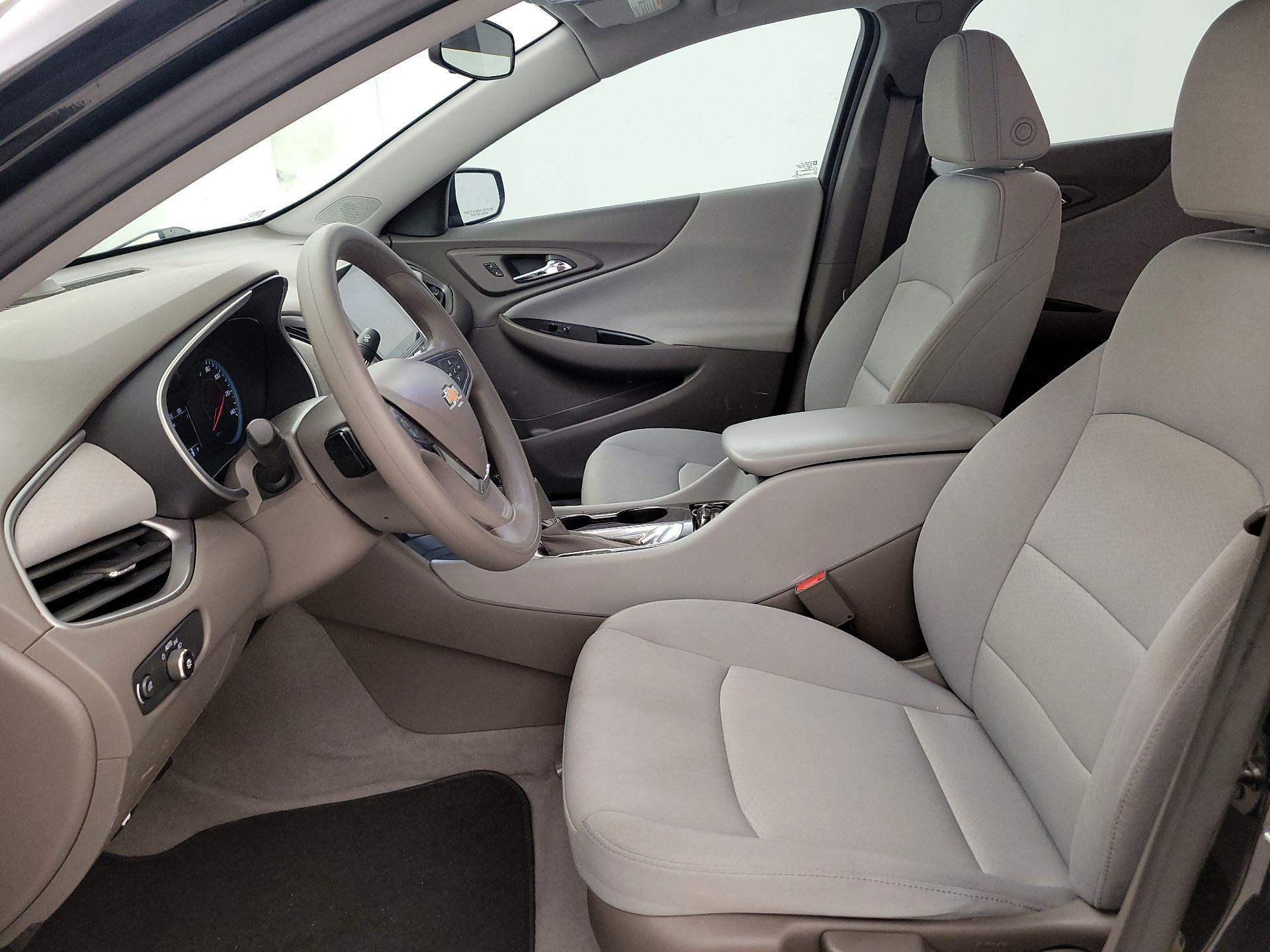 Thumbnail: 2020 Chevrolet Malibu - 11