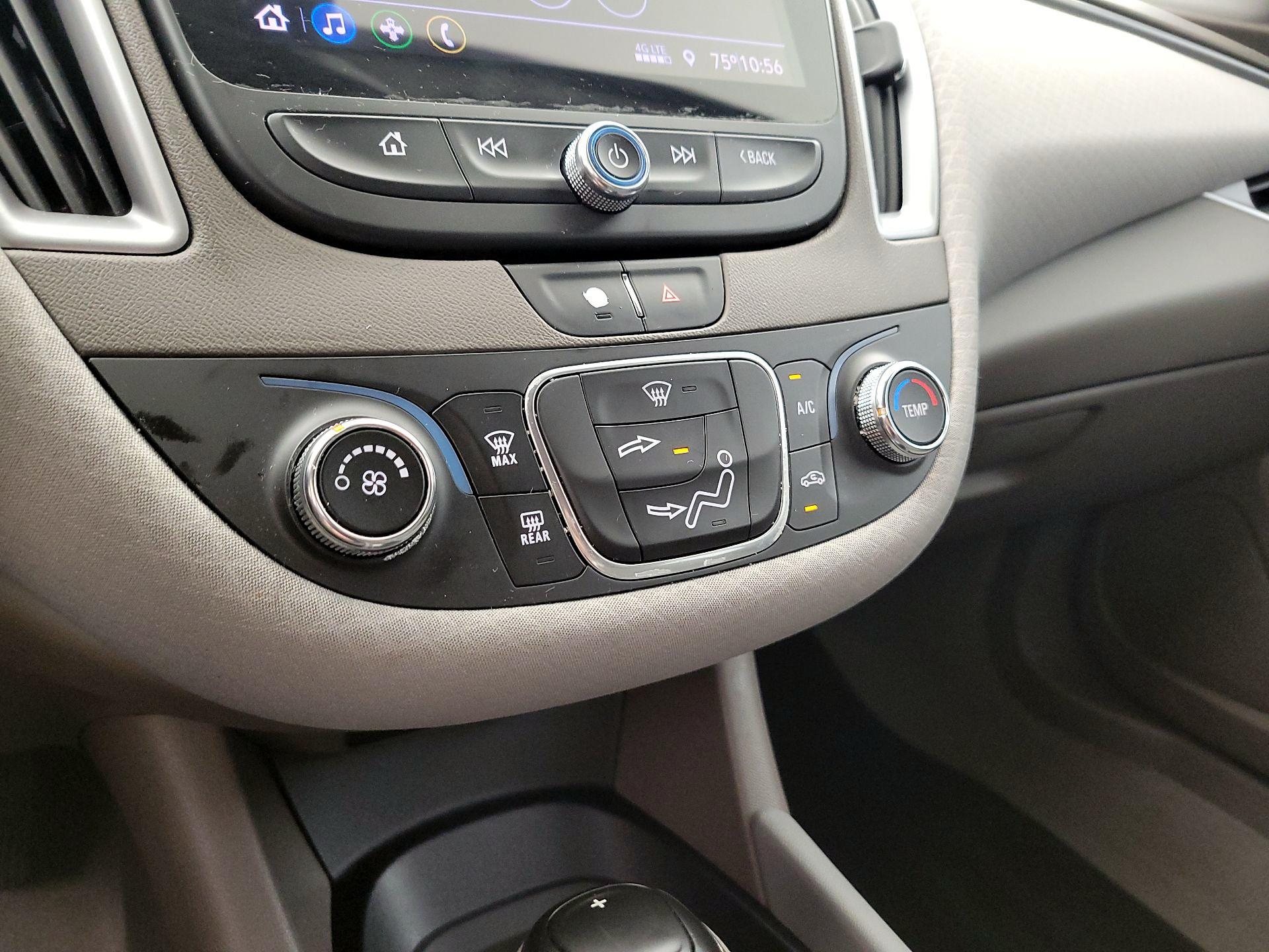 Thumbnail: 2020 Chevrolet Malibu - 16