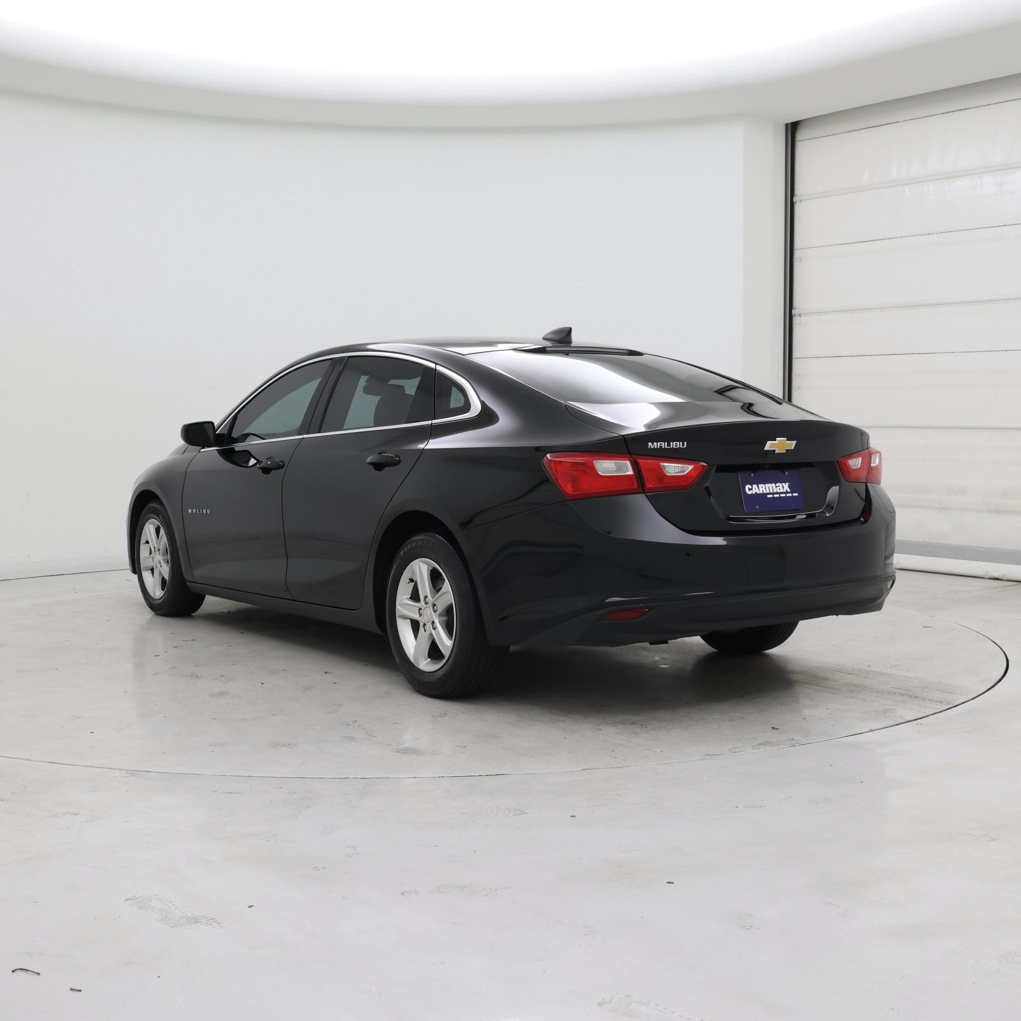 Thumbnail: 2020 Chevrolet Malibu - 2