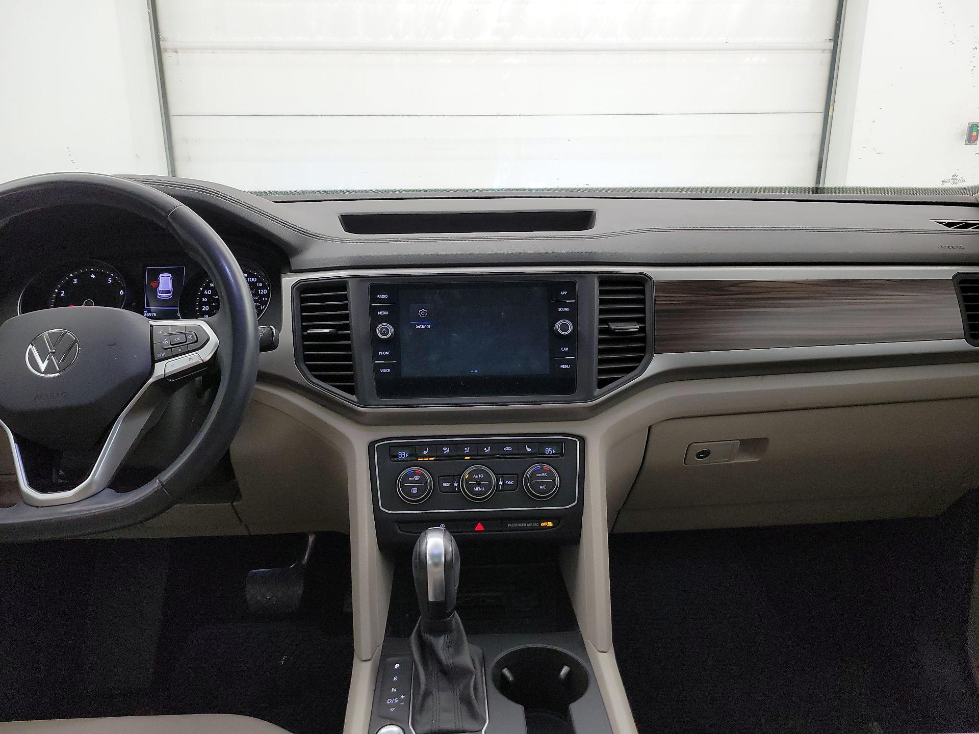 Thumbnail: 2021 Volkswagen Atlas - 9